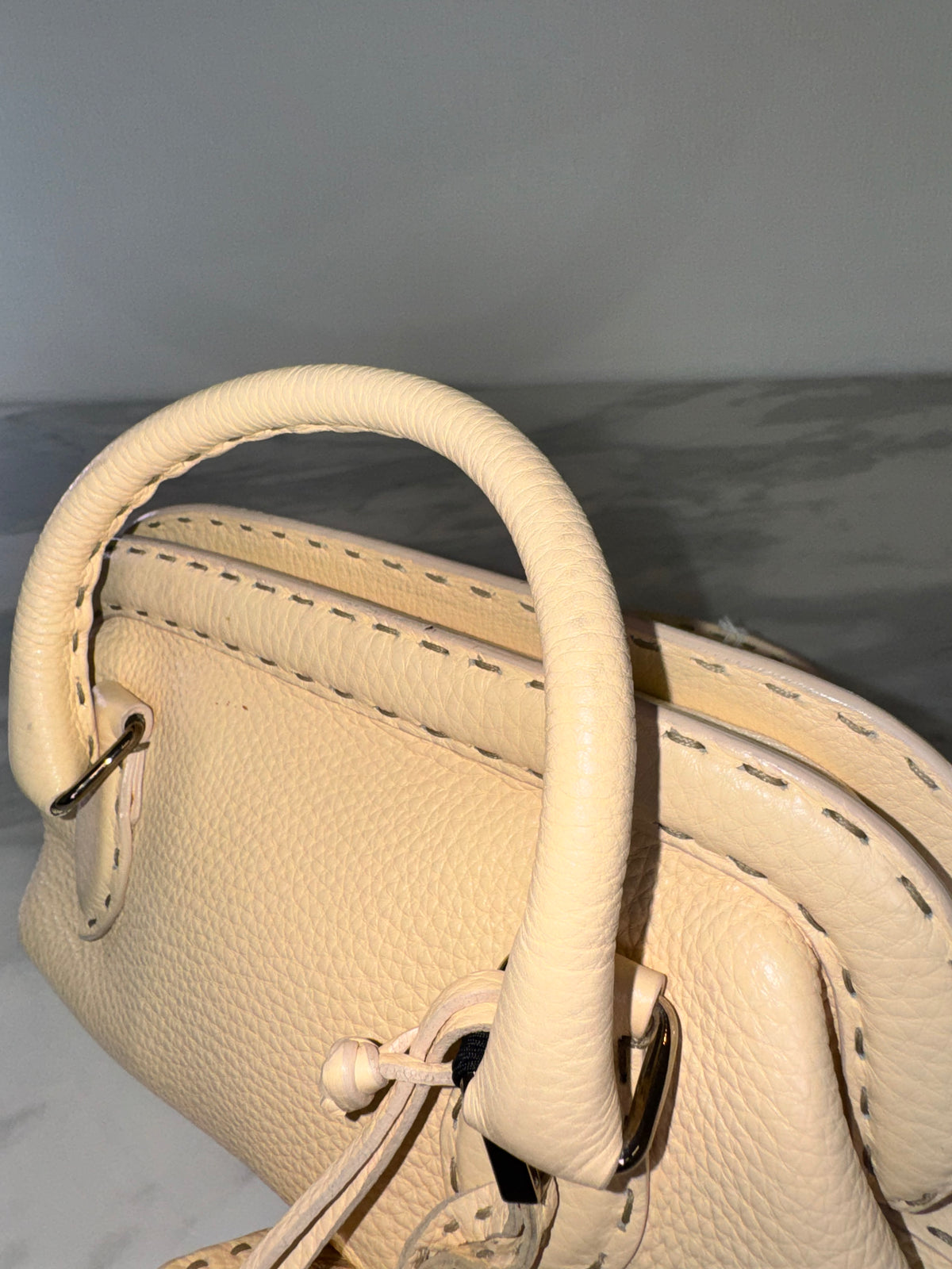 Japan Exclusive: Fendi Selleria leather shoulder bag small