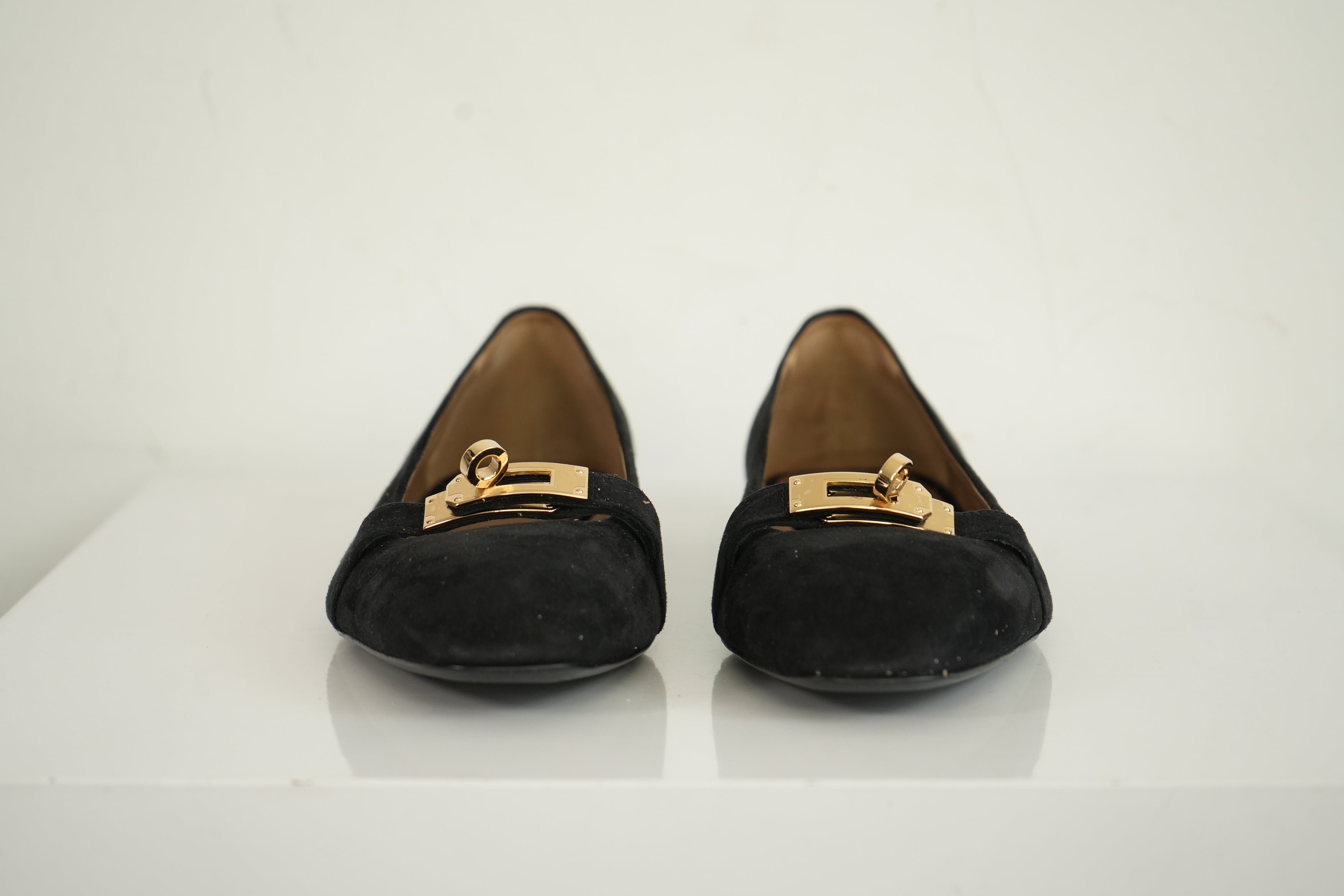 Hermès Black Bilbao Suede Kelly Ballet Flats (size 38)