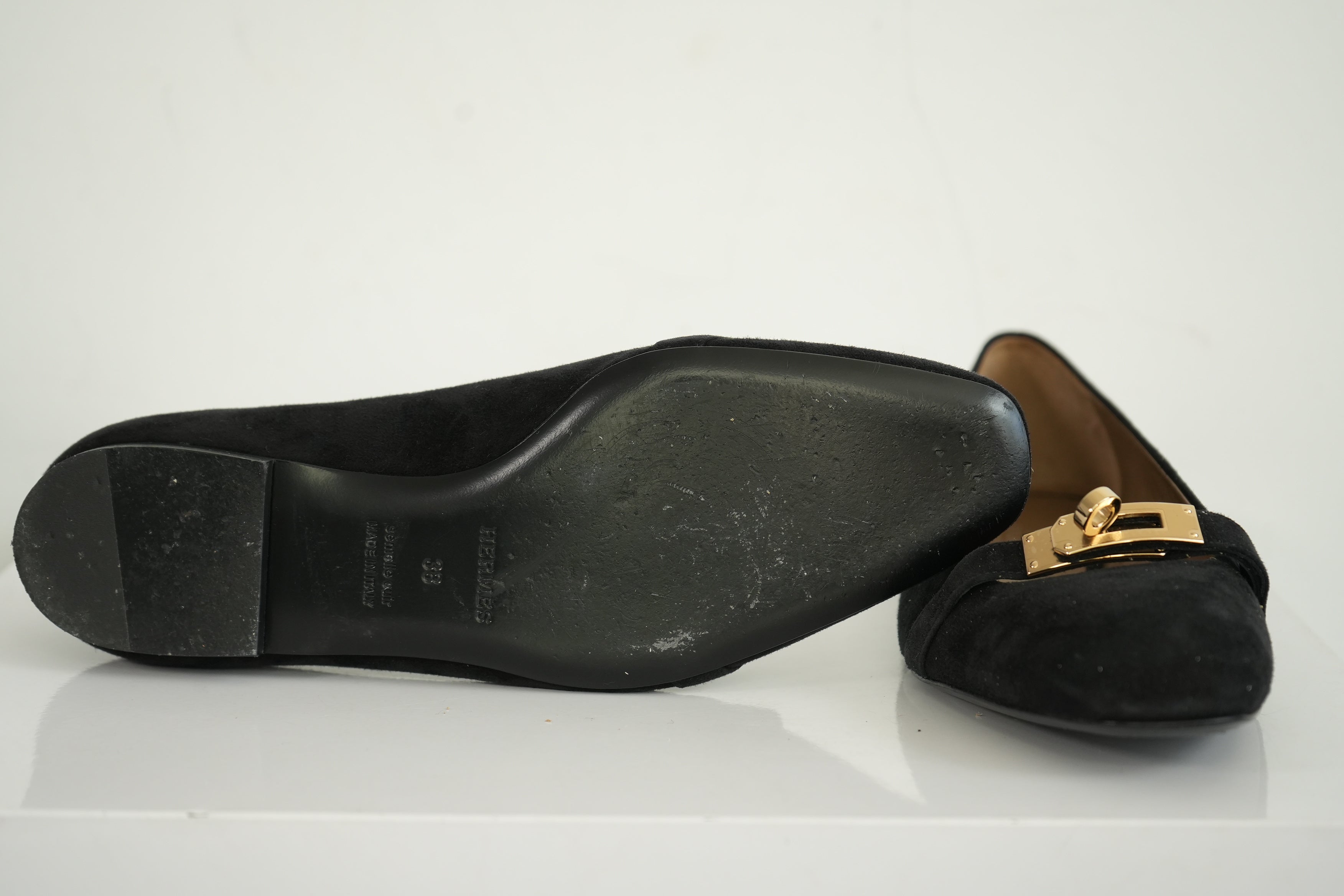 Hermès Black Bilbao Suede Kelly Ballet Flats (size 38)