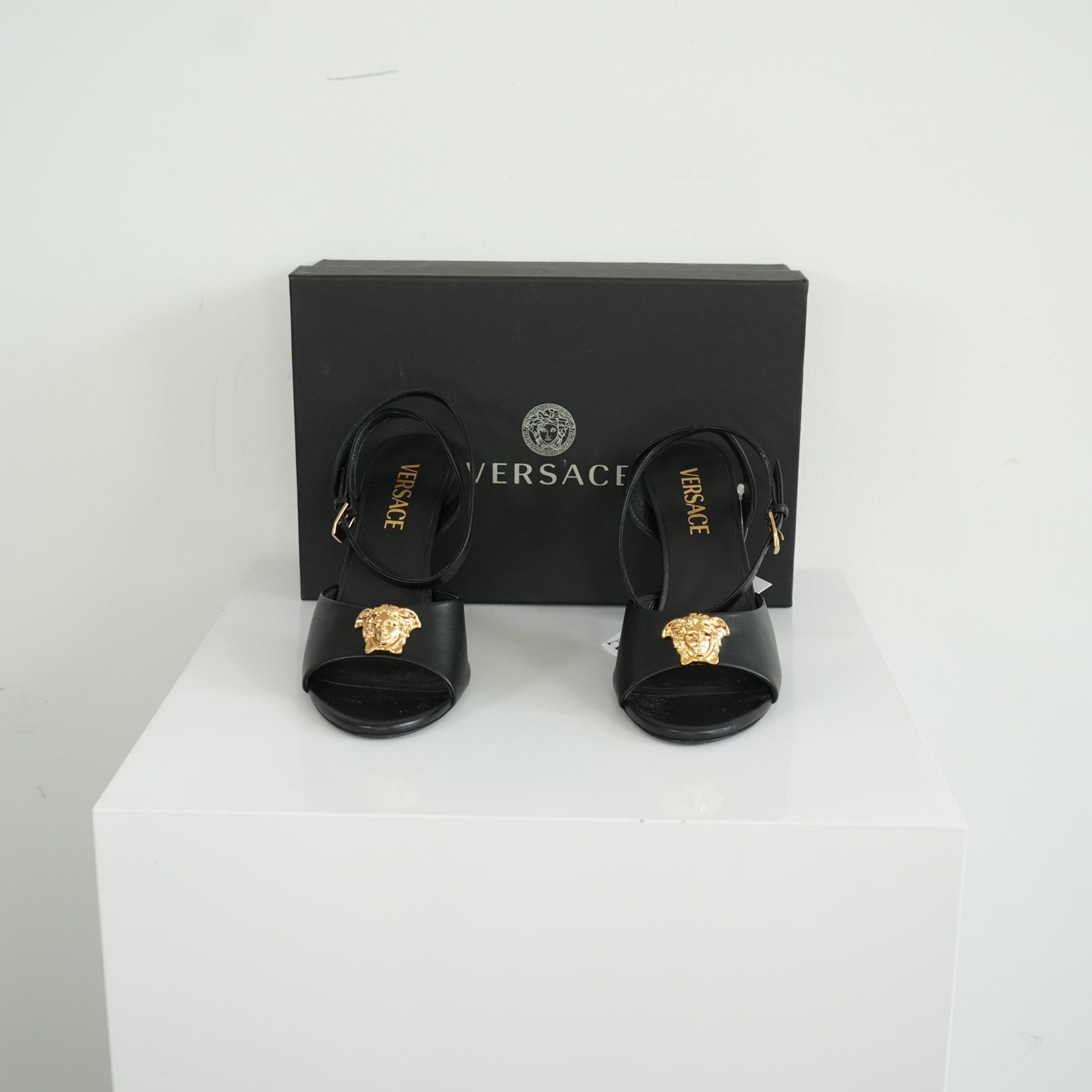 Versace La Medusa High Heel Sandal Size 37 With Box