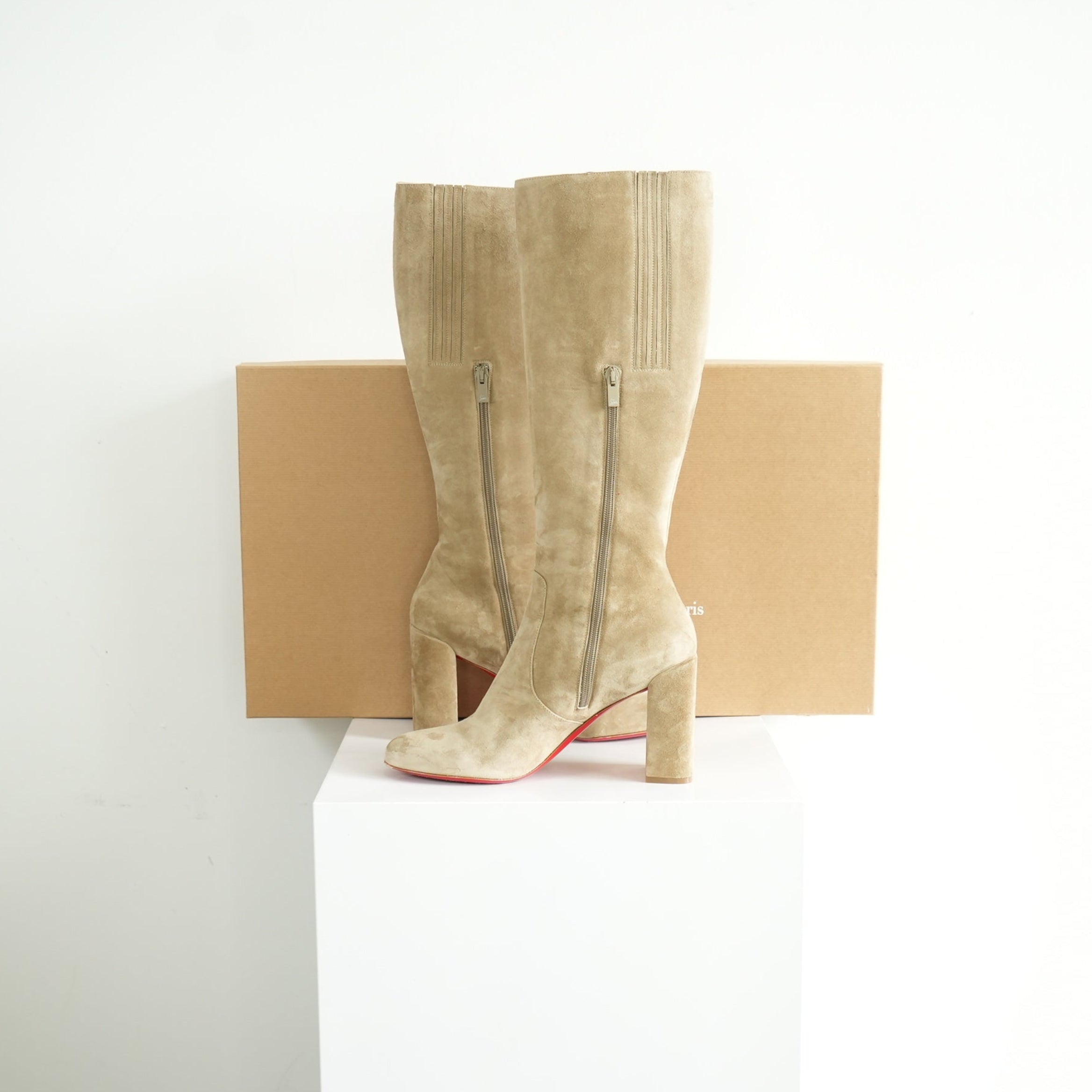Christian Louboutin Cavalika 85 Suede Knee High Boots Size 41 With Box