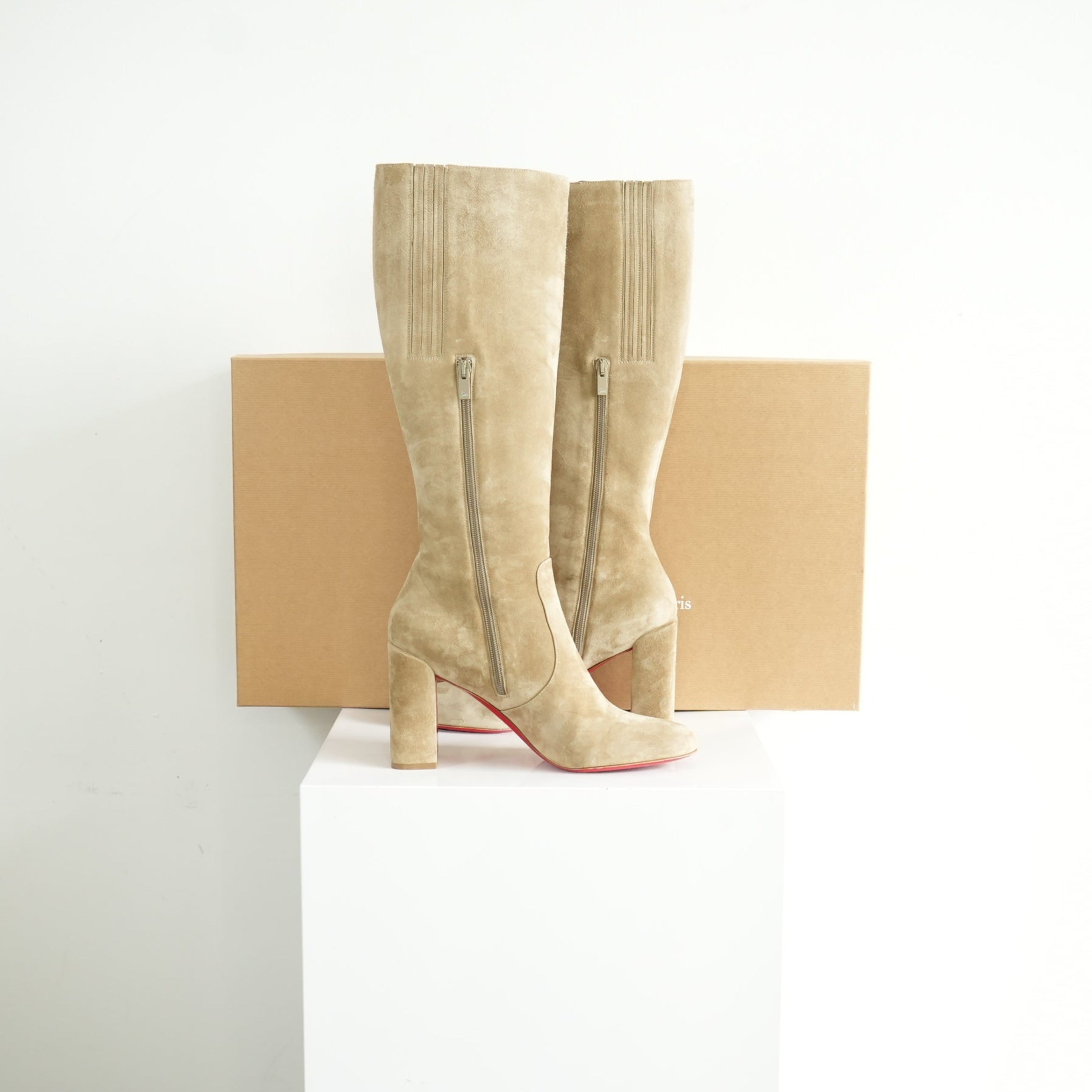 Christian Louboutin Cavalika 85 Suede Knee High Boots Size 41 With Box