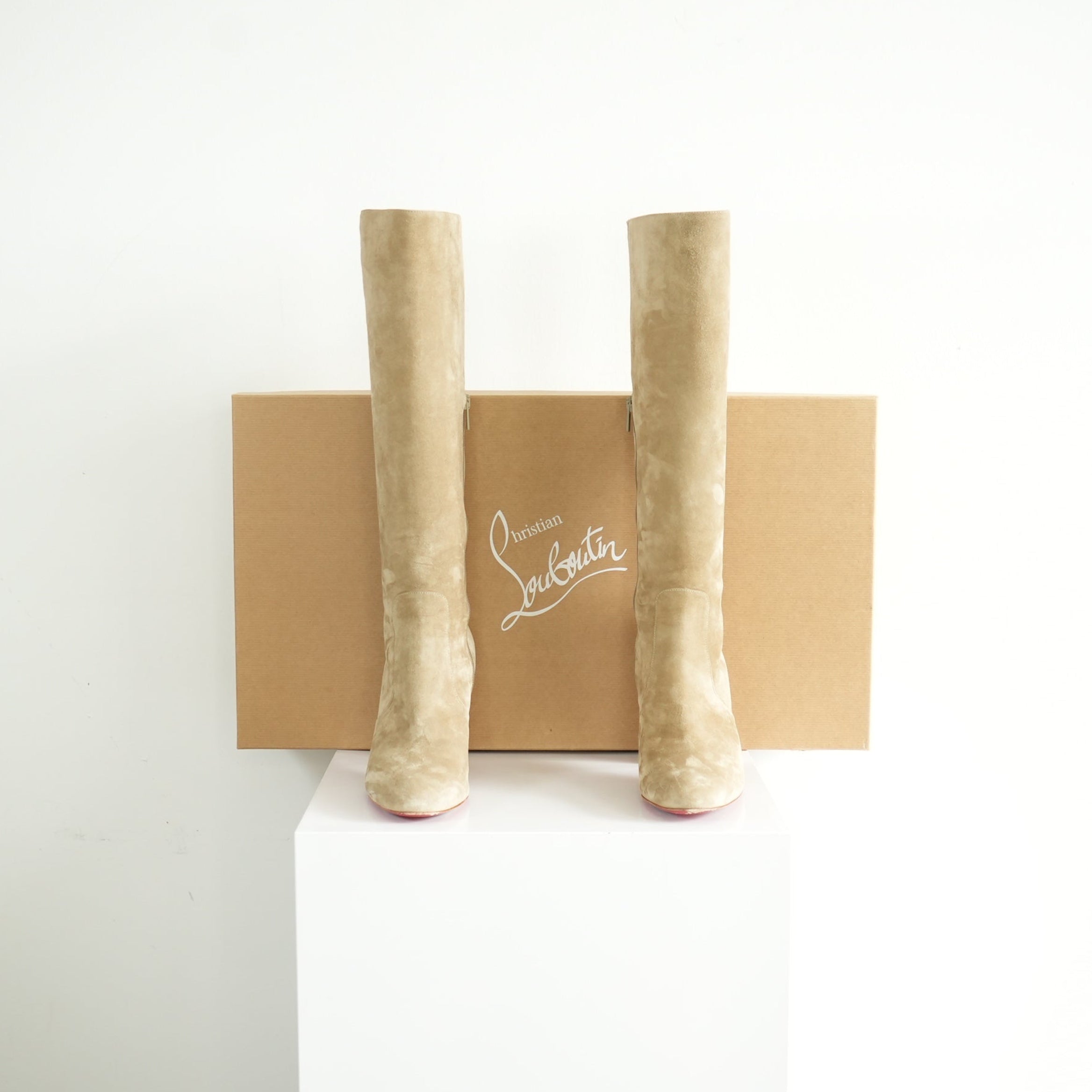 Christian Louboutin Cavalika 85 Suede Knee High Boots Size 41 With Box