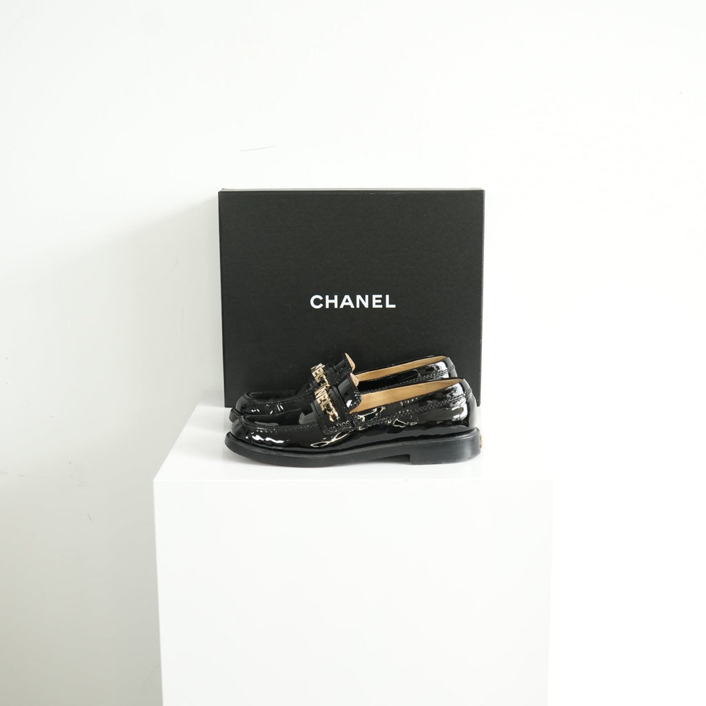 Chanel Black Patent leather Loafers Size 38 1/5 With Box