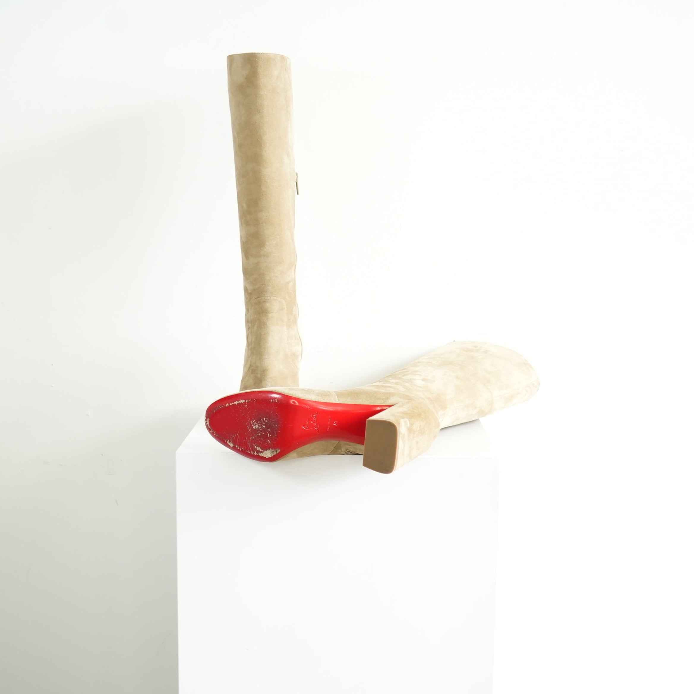 Christian Louboutin Cavalika 85 Suede Knee High Boots Size 41 With Box