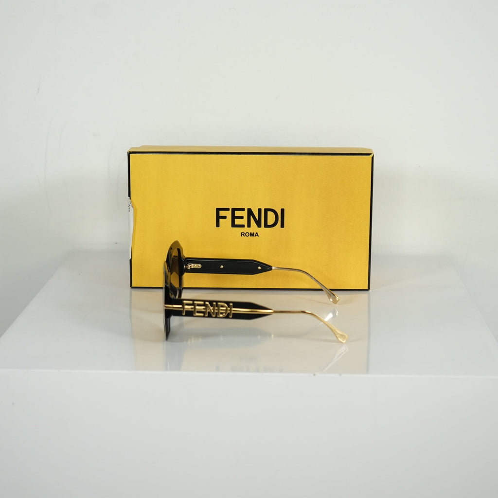 Fendi Black Fendigraphy FE40065I Square Sunglasses