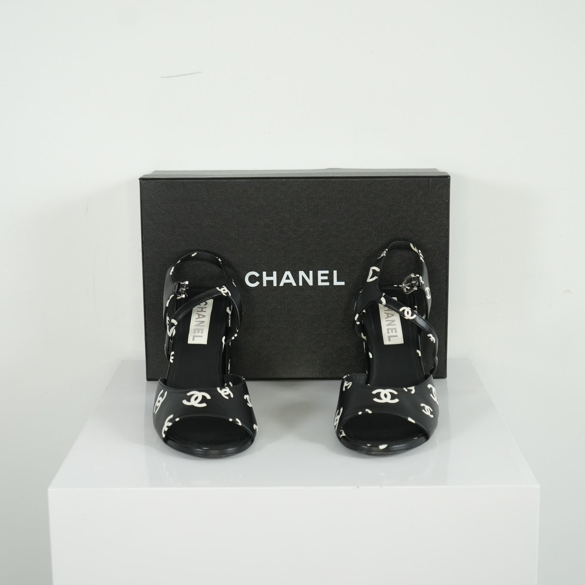 Chanel Printed Lambskin CC Platform Sandals Size 40.5 With Box