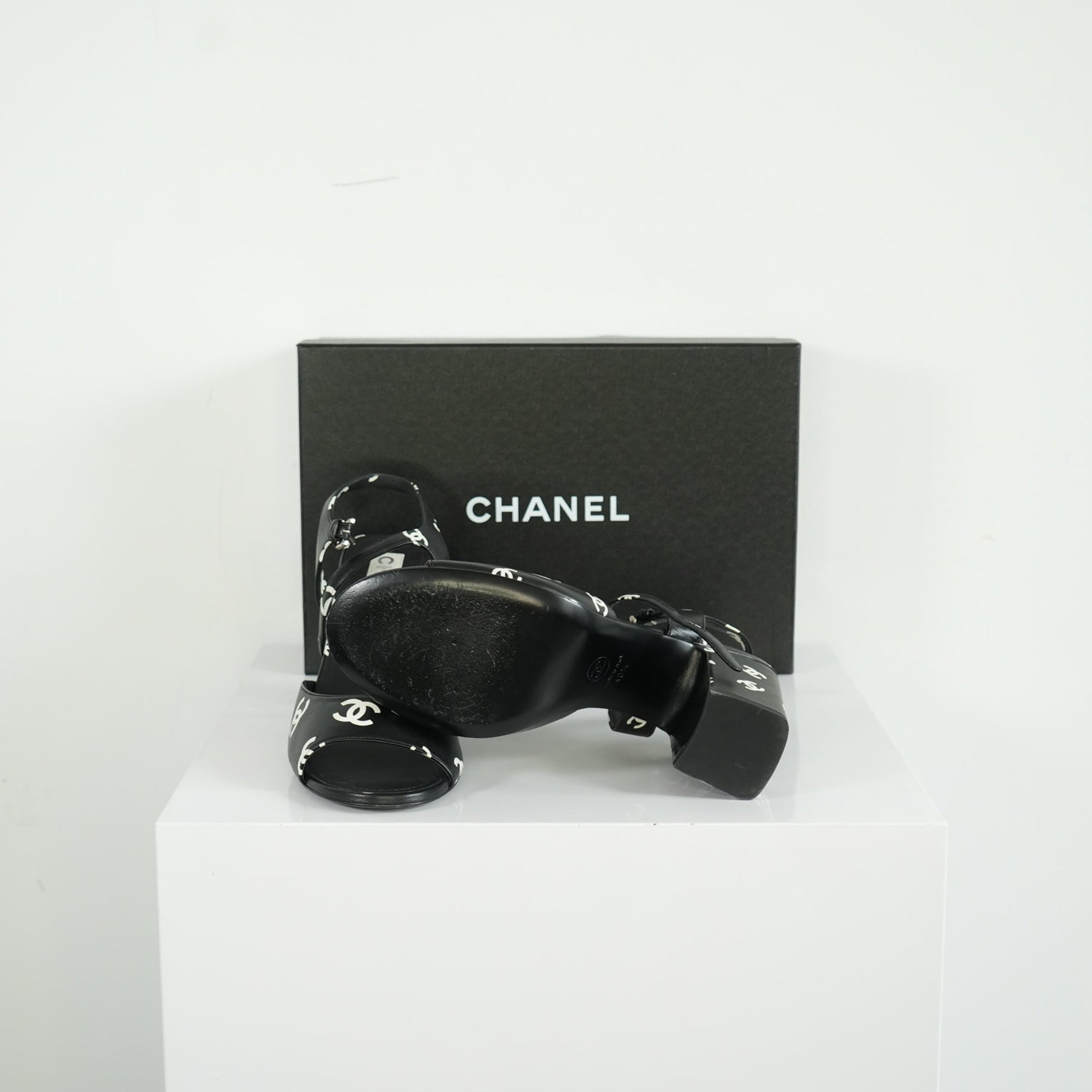 Chanel Printed Lambskin CC Platform Sandals Size 40.5 With Box