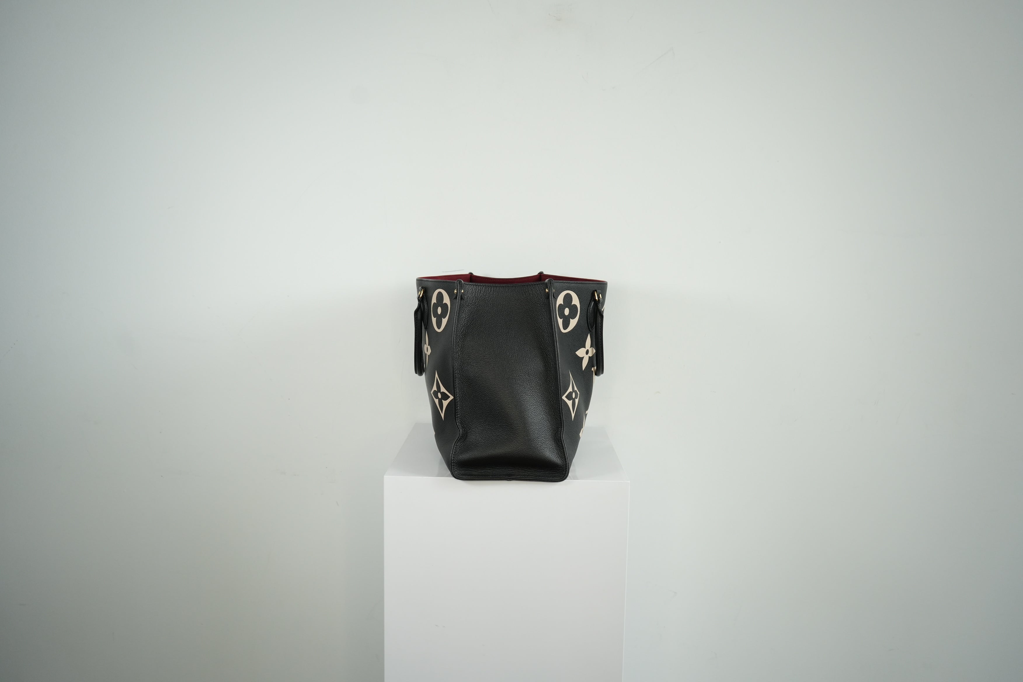 Louis Vuitton OnTheGo Tote Bicolor Monogram Empreinte Giant GM Bag