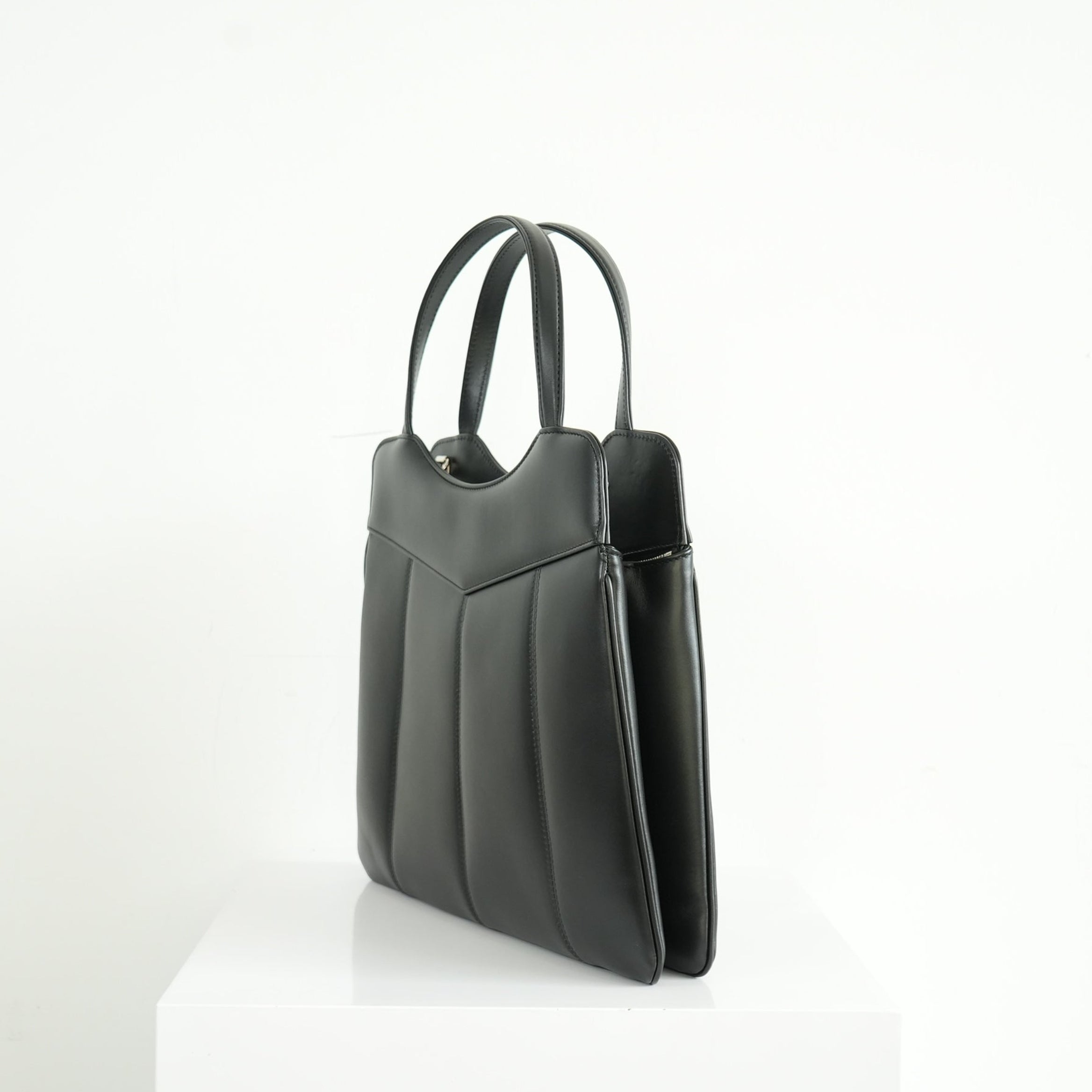 Gucci Petite Marmont Medium Black Leather Tote Bag