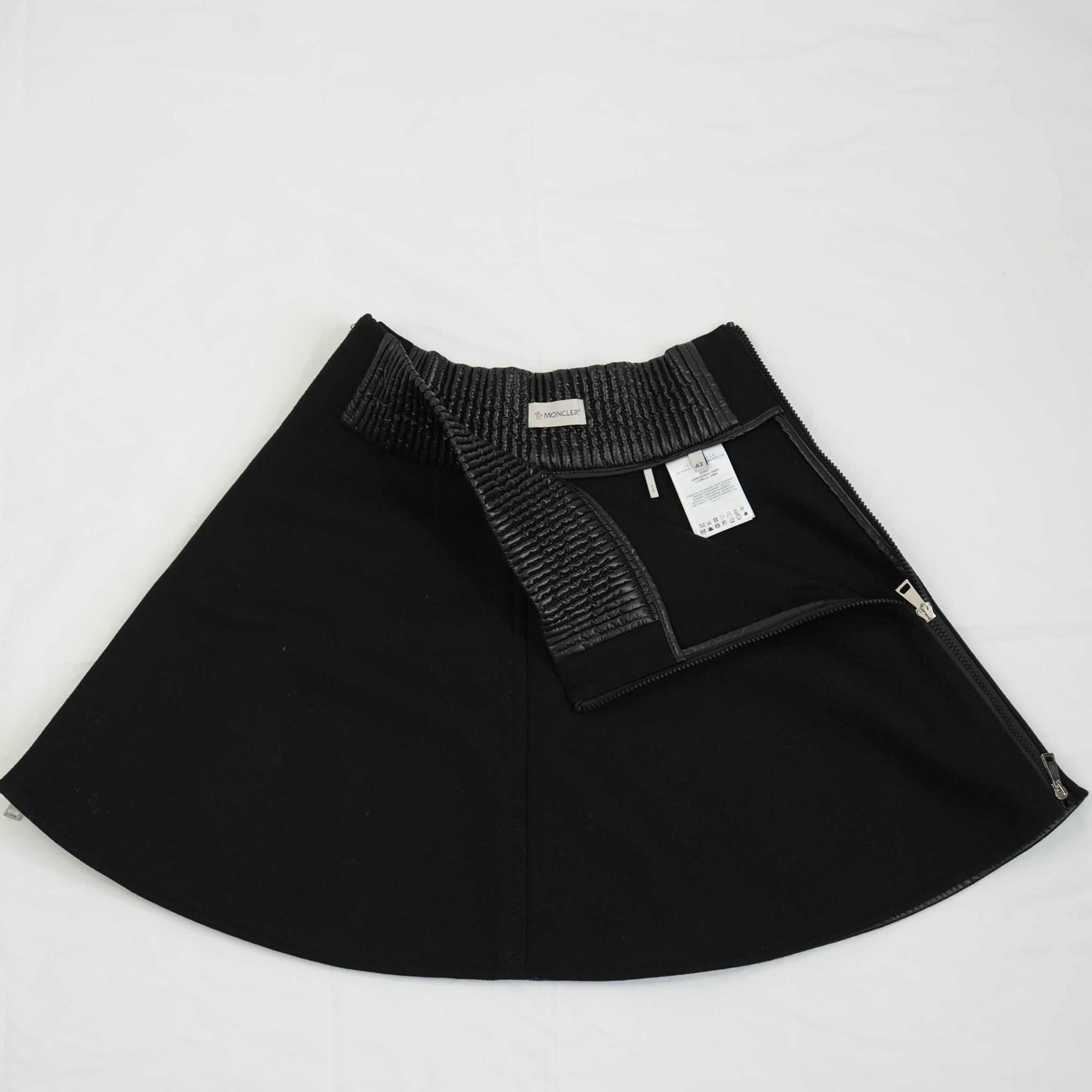 Moncler Black Wool Skirt