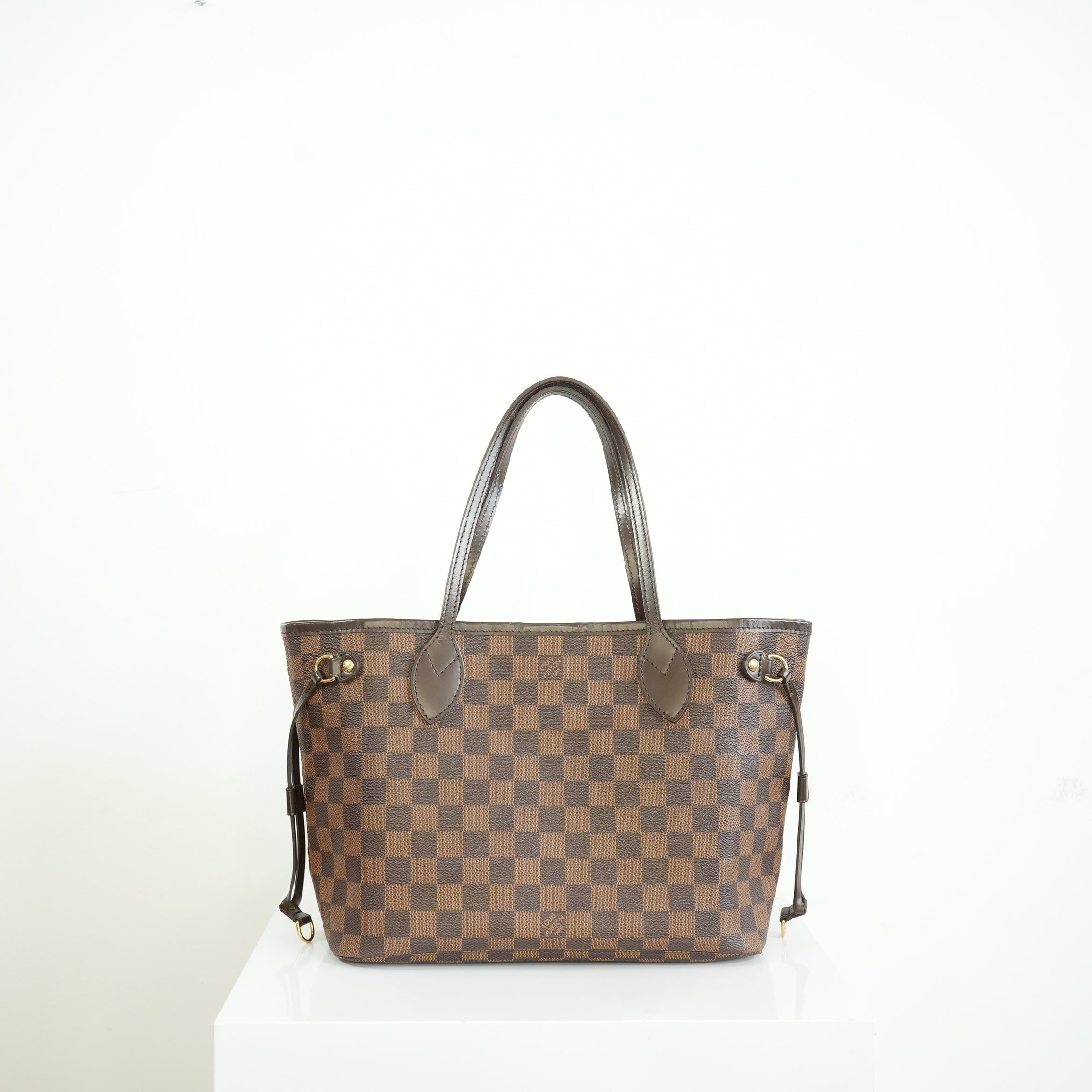 Louis Vuitton Damier Ebene Neverfull PM