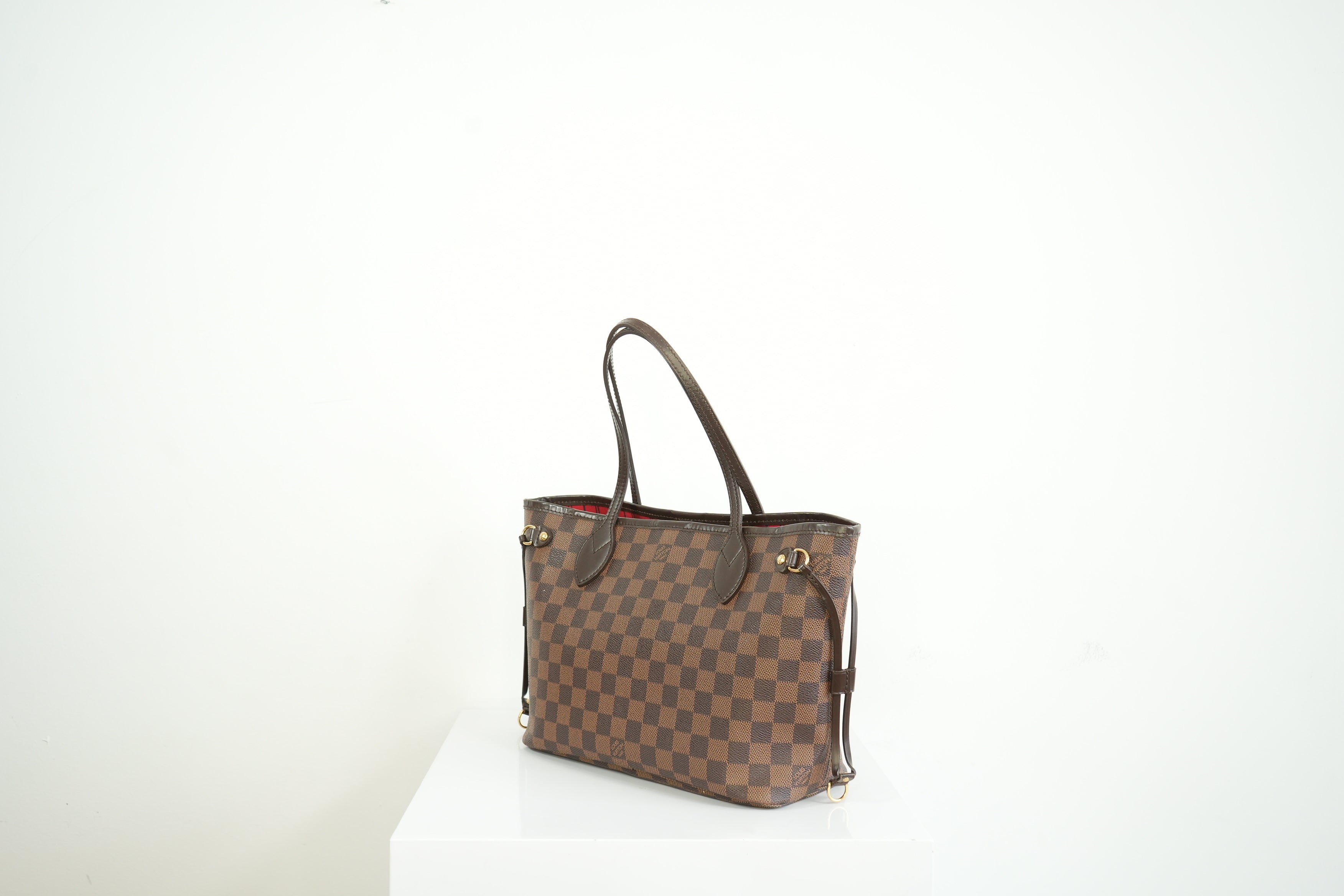 Louis Vuitton Damier Ebene Neverfull PM