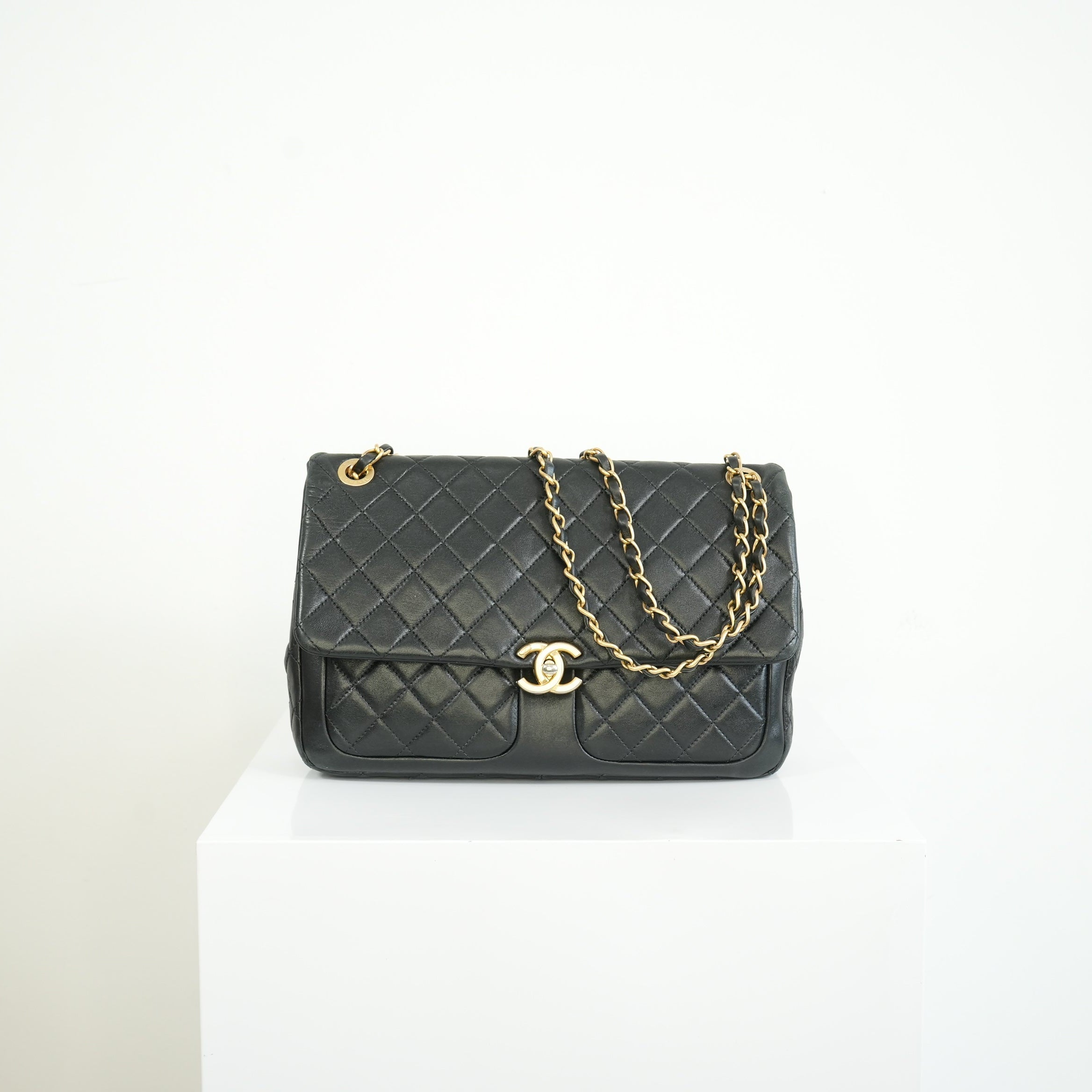 Chanel Jumbo Daily Flap Black Shoulder Bag Quilted Lambskin
