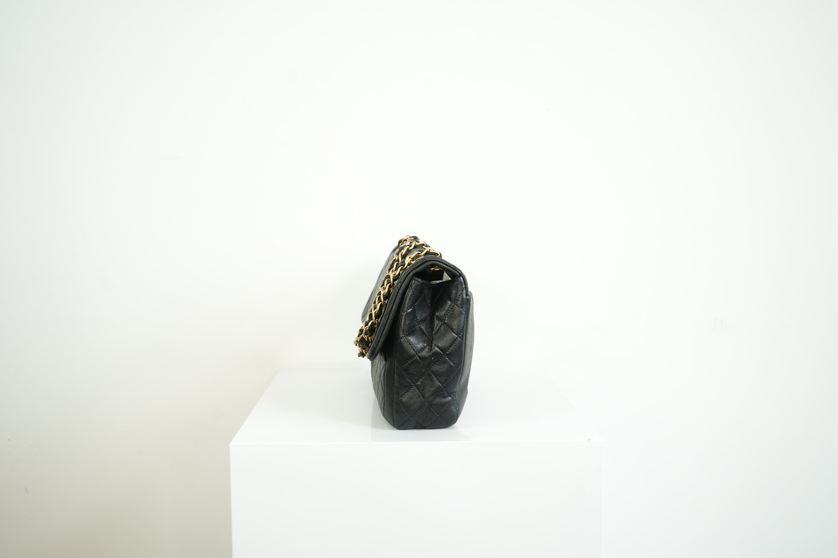 Chanel Jumbo Daily Flap Black Shoulder Bag Quilted Lambskin