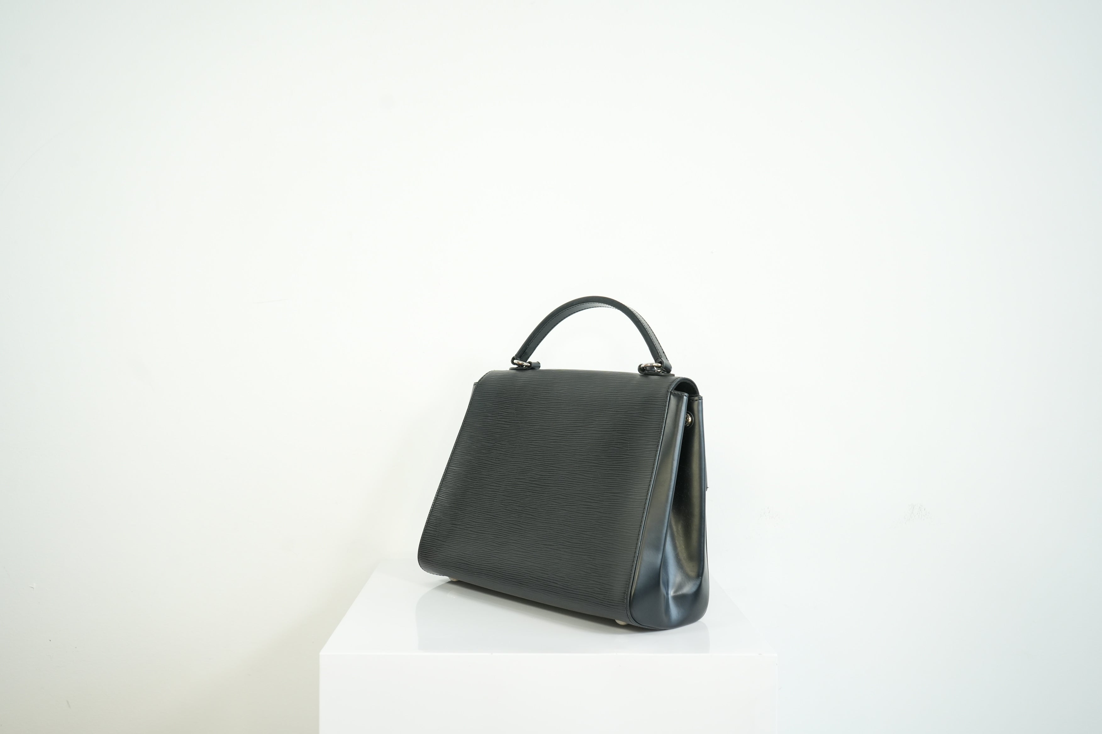 Louis Vuitton Black Epi Leather Clunny BB Handle Bag