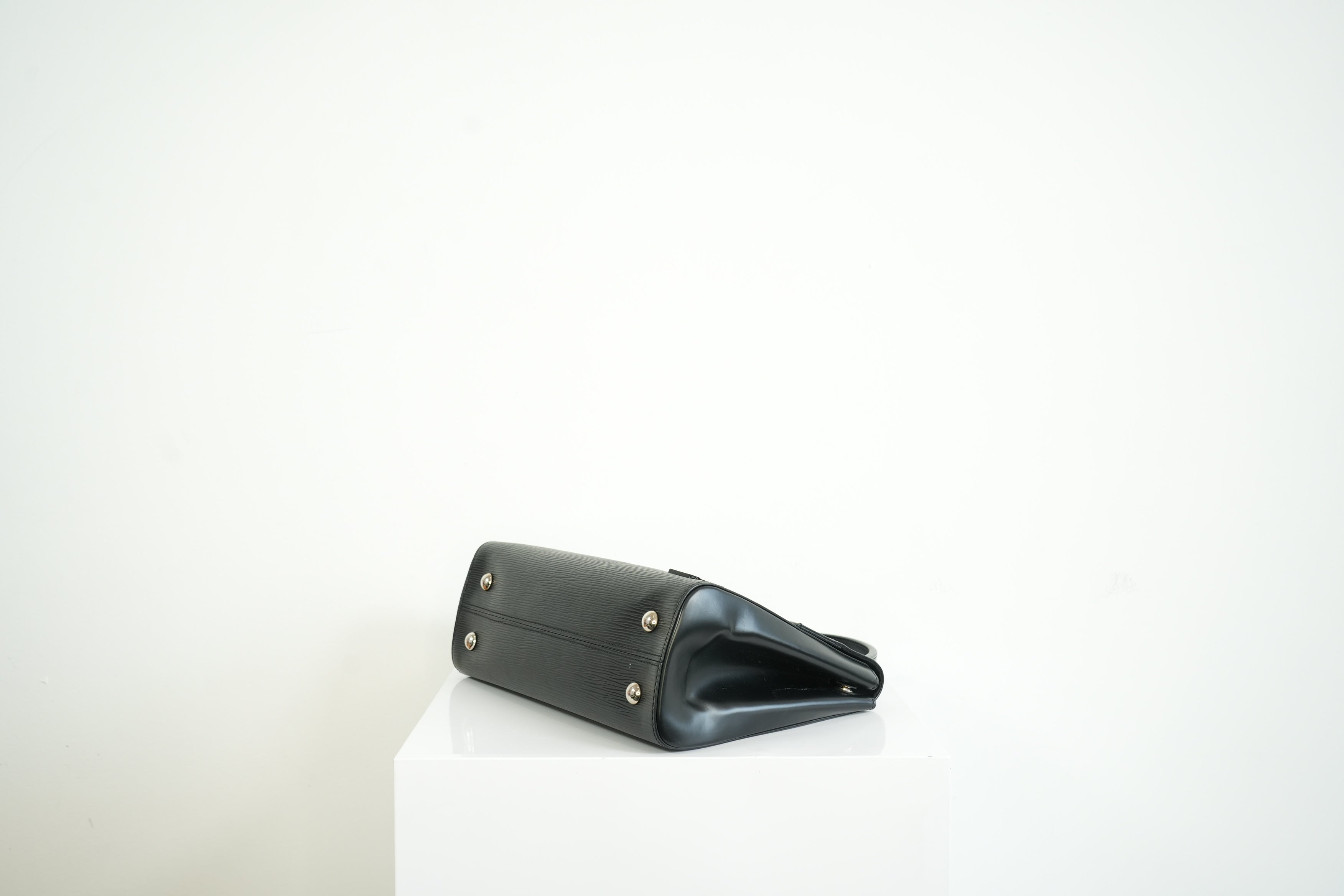 Louis Vuitton Black Epi Leather Clunny BB Handle Bag