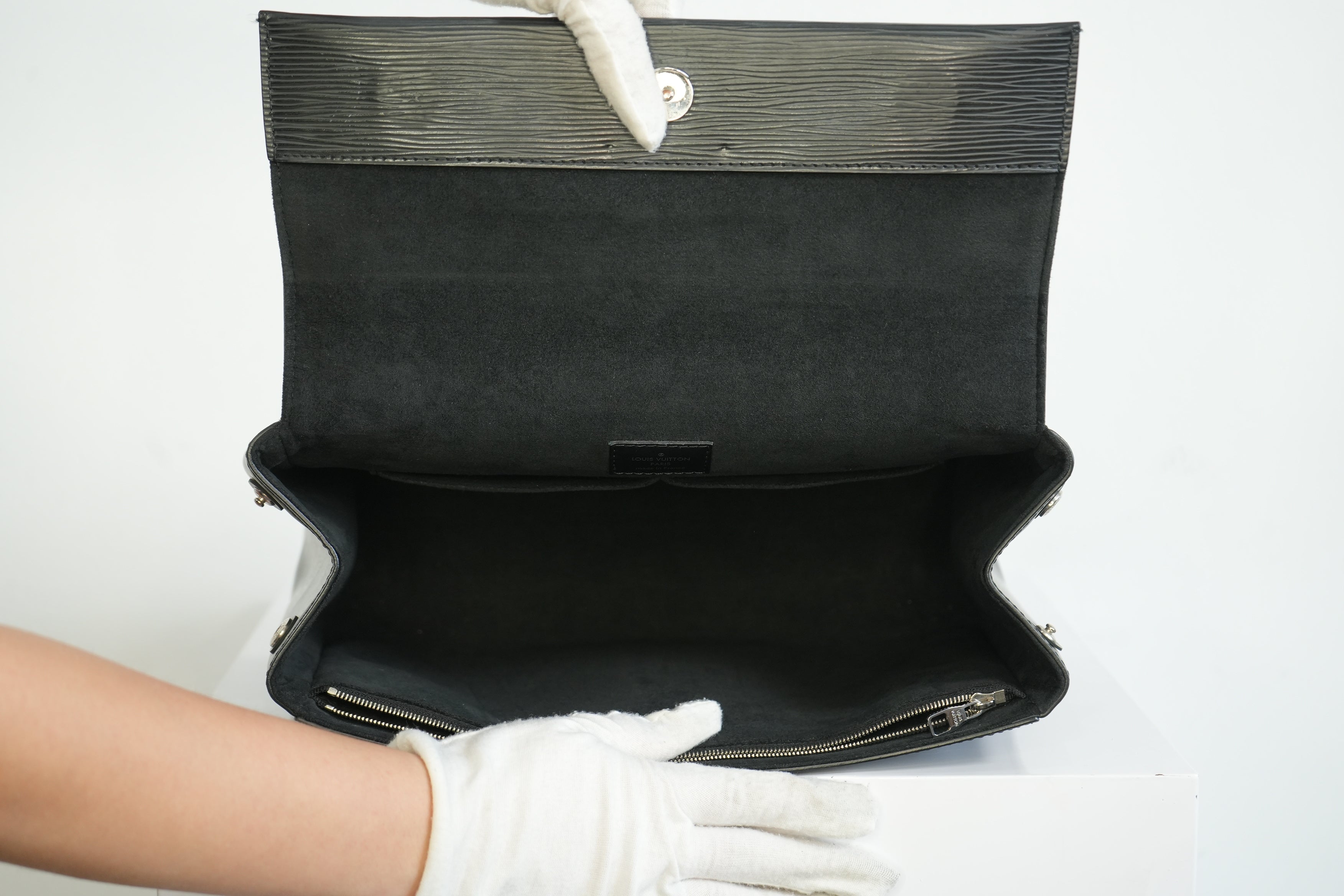 Louis Vuitton Black Epi Leather Clunny BB Handle Bag