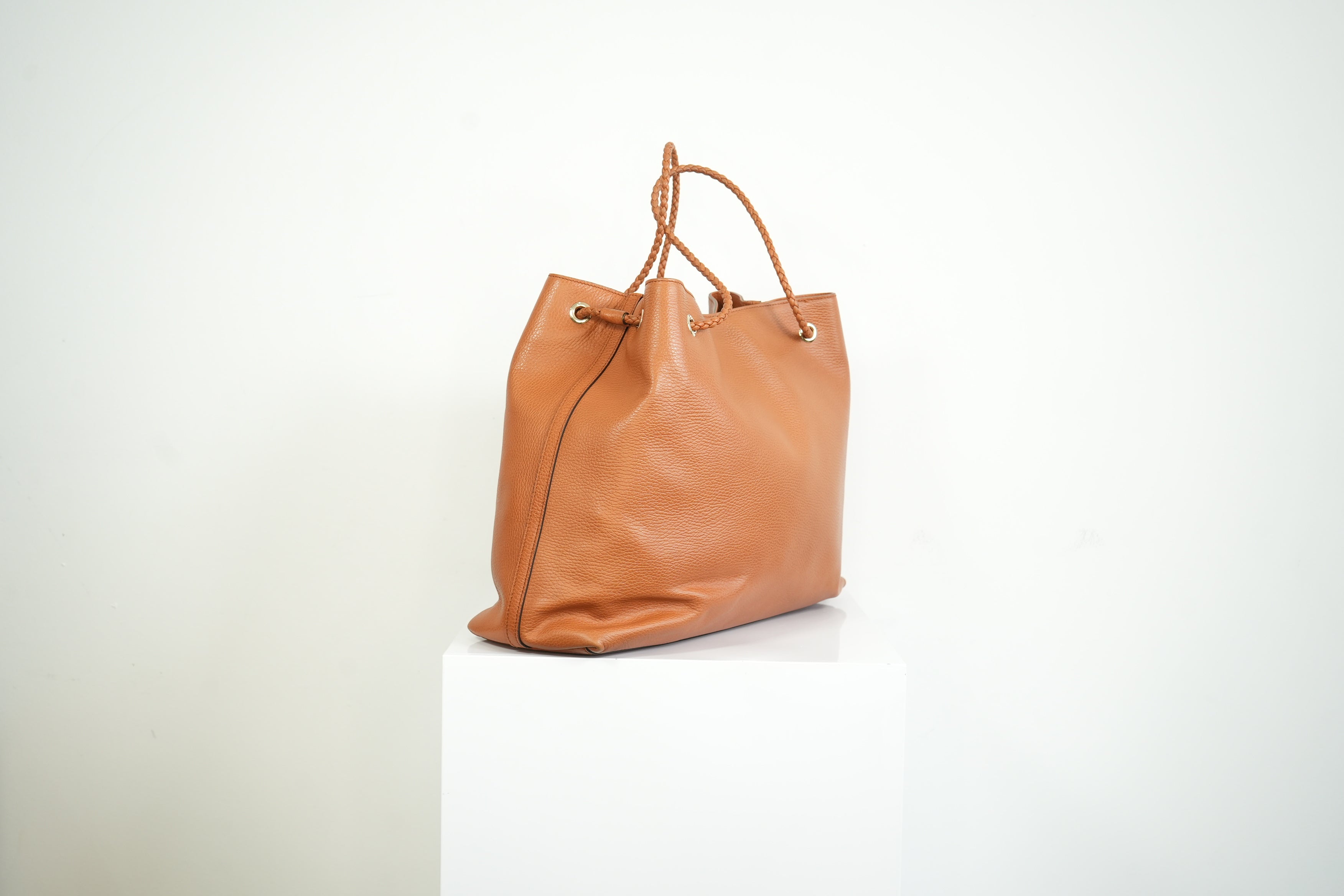 Gucci Grifford Large Tote Bag in Camel Brown W/Dust Bag