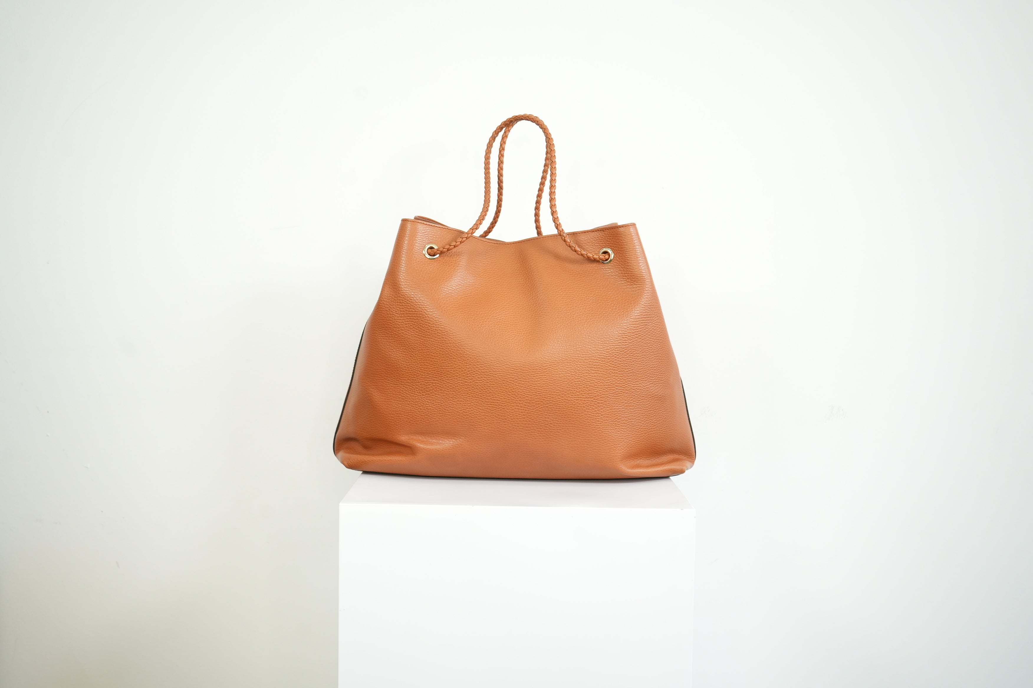 Gucci Grifford Large Tote Bag in Camel Brown W/Dust Bag
