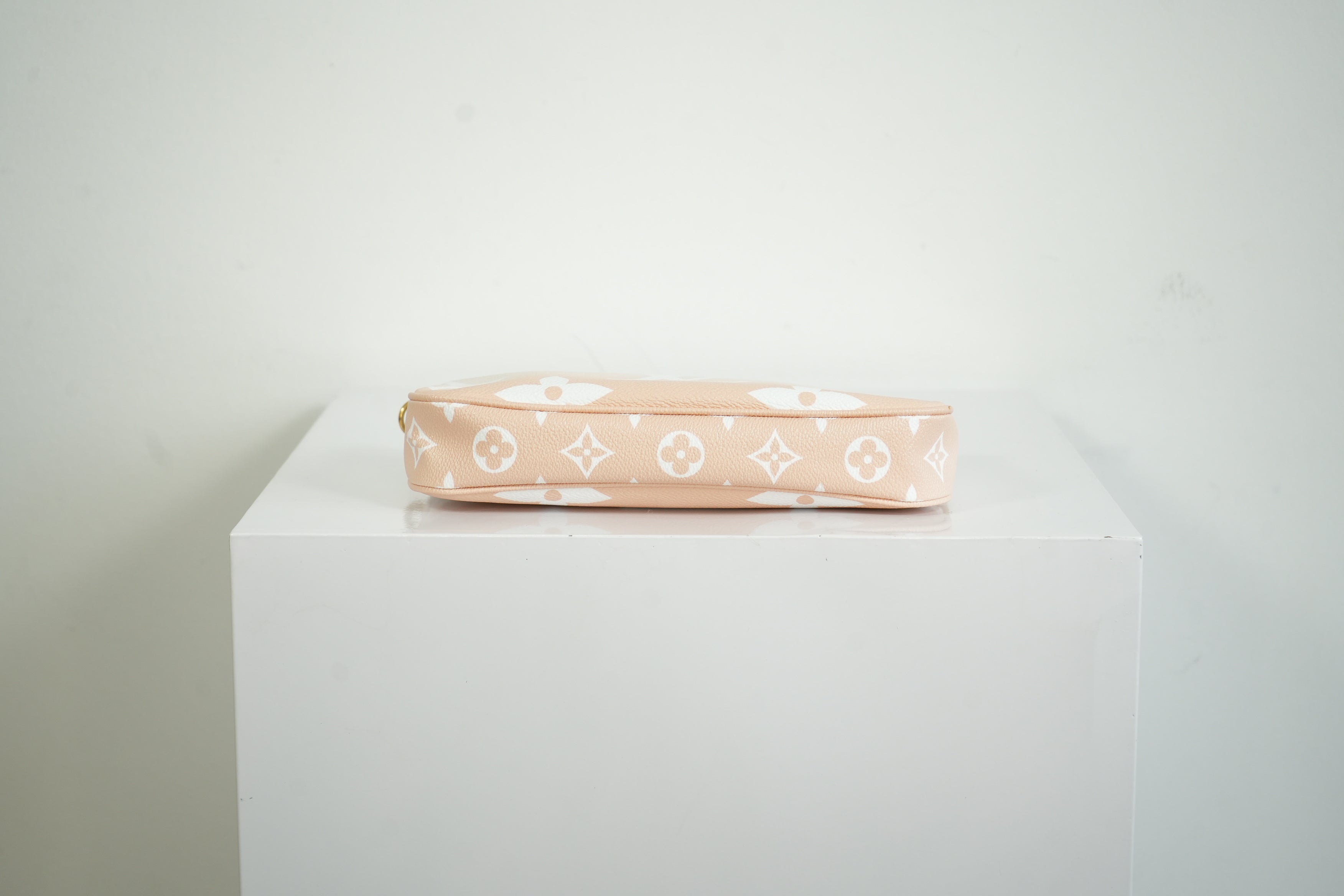 Louis Vuitton Limited Edition "By the Pool" Multi-Pochette Accessories (Full Set)