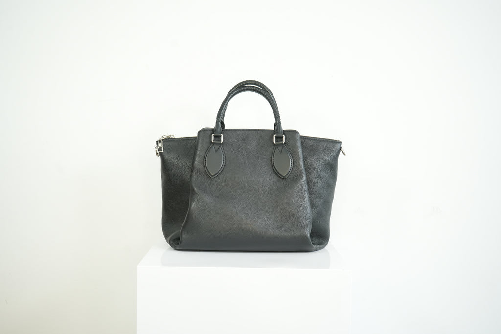 Louis Vuitton Black Monogram Mahina Haumea Perforated Calfskin Leather