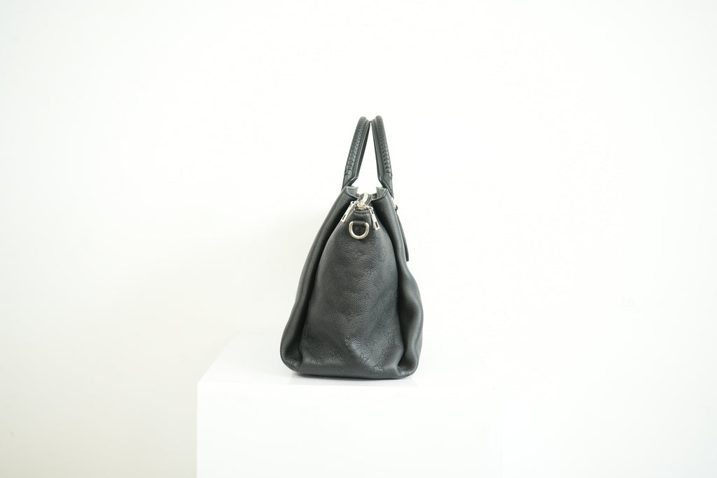 Louis Vuitton Black Monogram Mahina Haumea Perforated Calfskin Leather