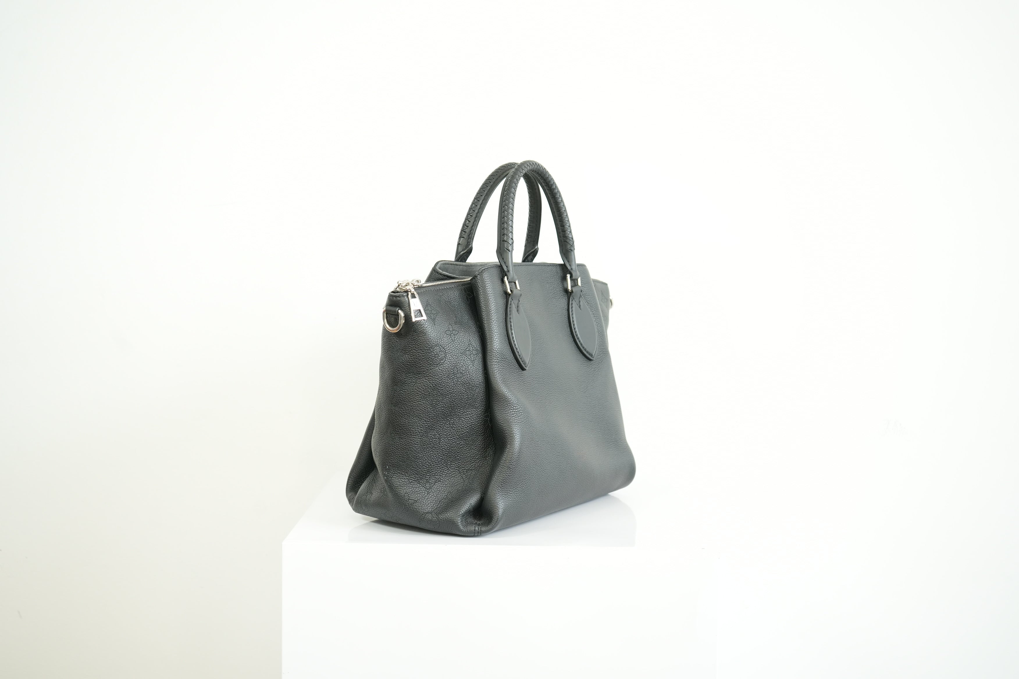 Louis Vuitton Black Monogram Mahina Haumea Perforated Calfskin Leather