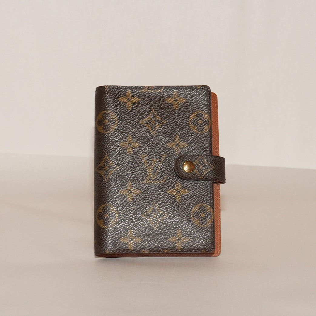 SF EXCLUSIVE: Louis Vuitton Monogram Agenda PM Notebook Cover