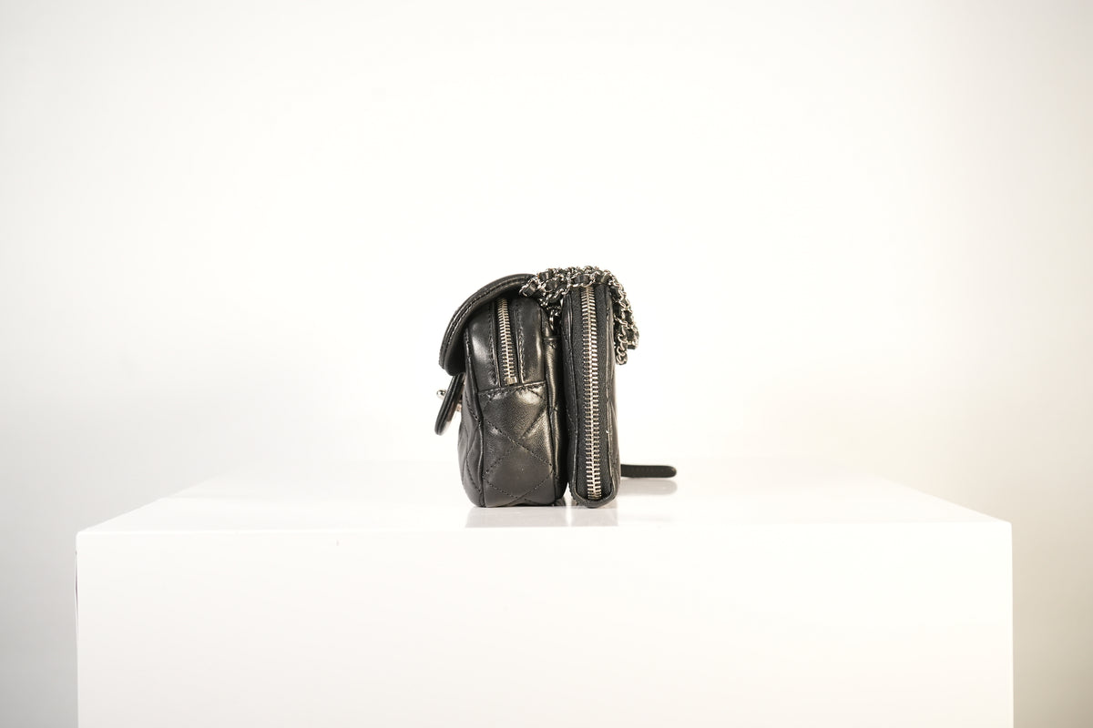 Chanel Black Flap Crossbody Signature Interlocking CC Turn-Lock