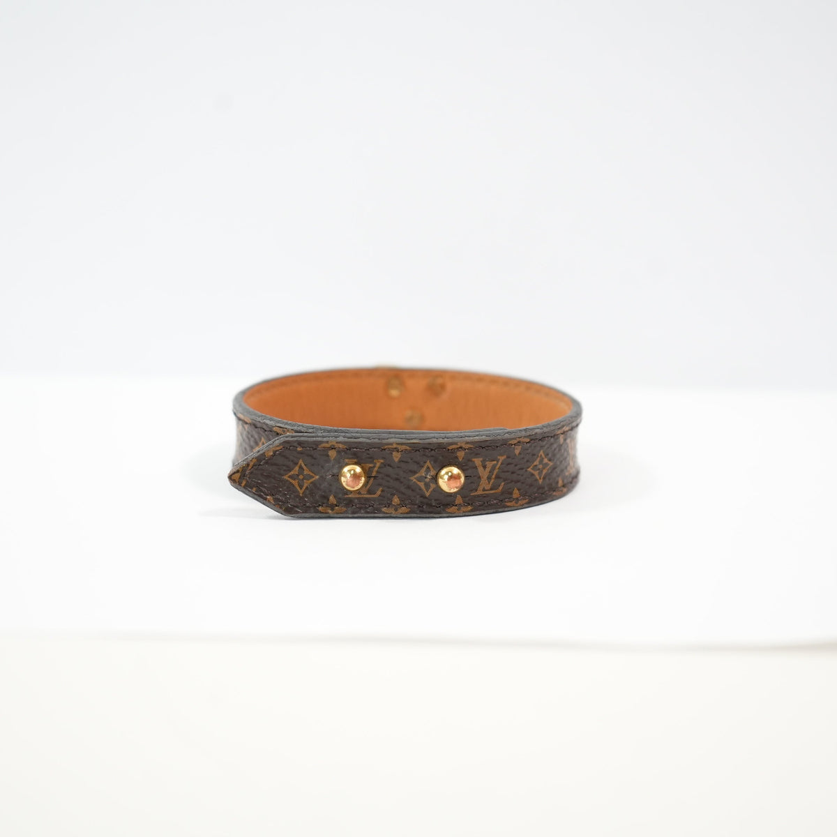 Louis Vuitton Essential V Bracelete in brown monogram