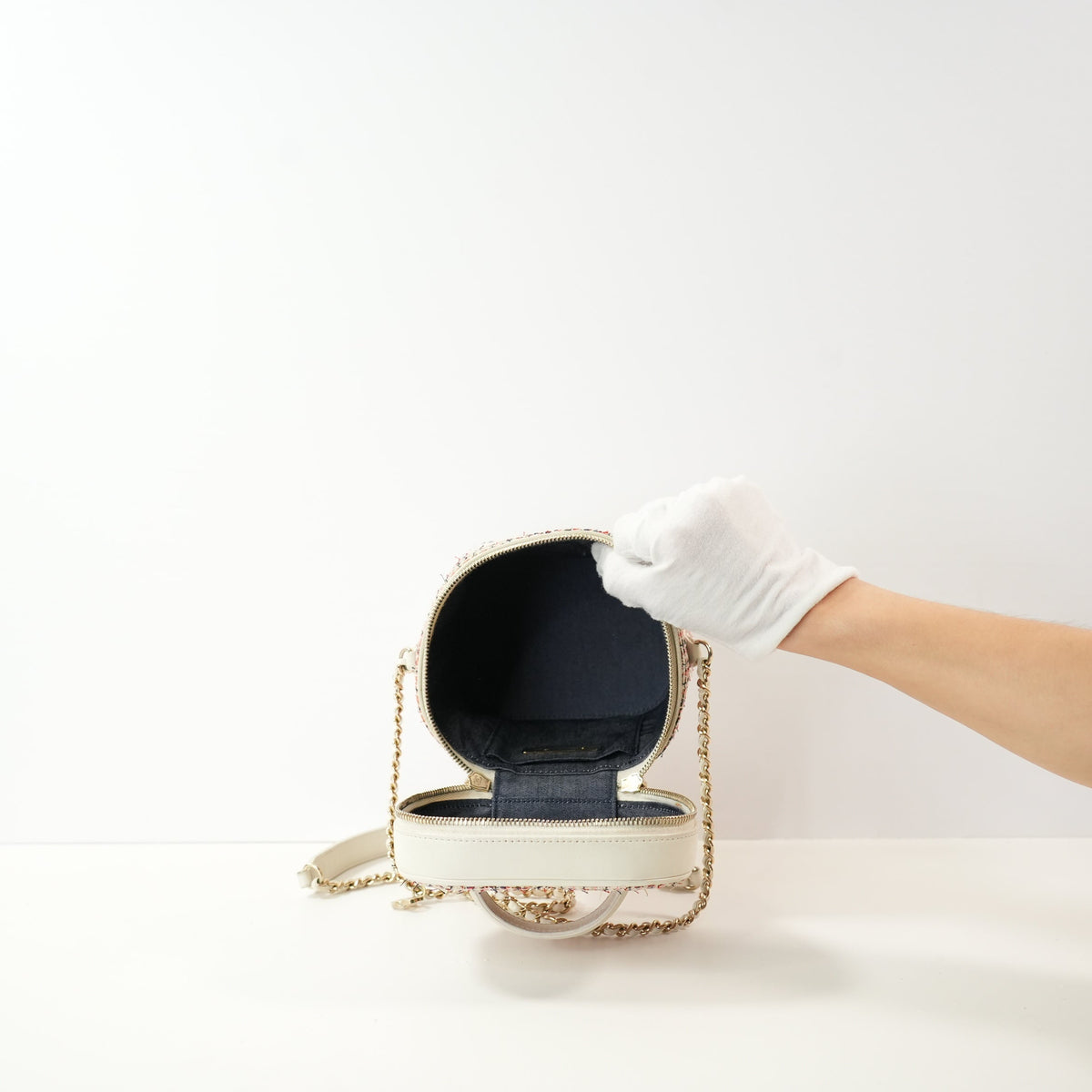 Chanel CC Mania Vanity Case Tweed with Lambskin