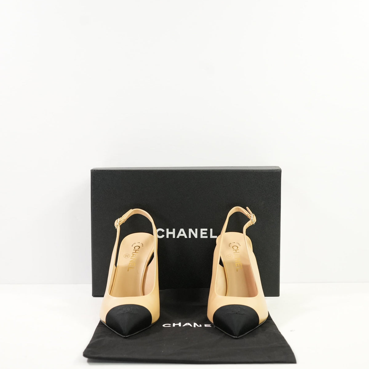 Chanel Goatskin Grosgrain Pointed Cap Toe CC, 40 Full Set