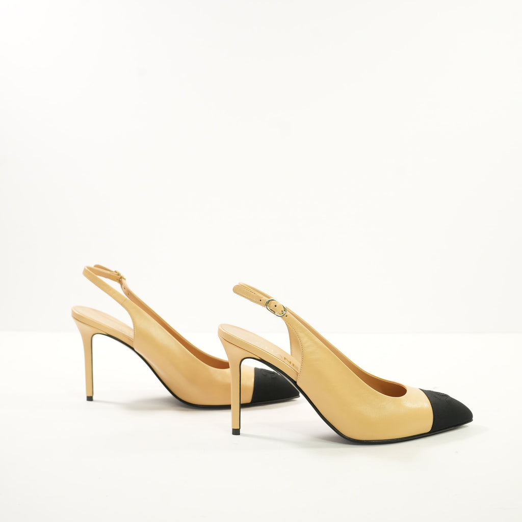 Chanel Goatskin Grosgrain Pointed Cap Toe CC, 40 Full Set