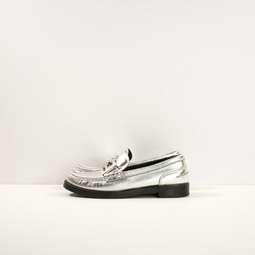 Fendi Baguette Metallic Loafers in Silver (38 1/2) (Dust Bag)