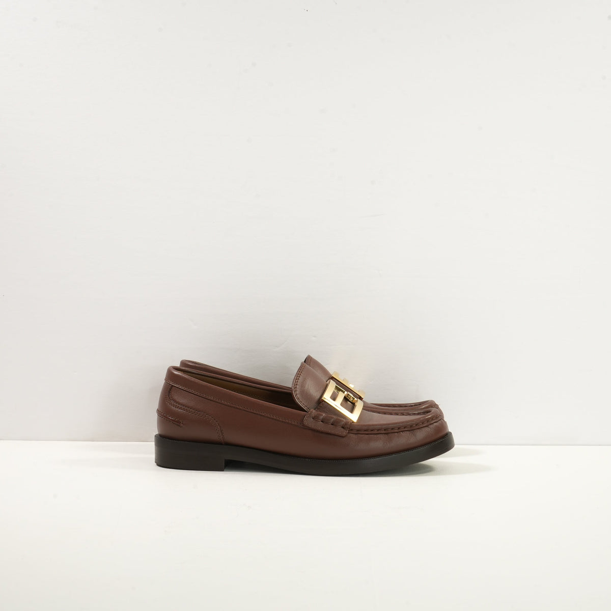 Fendi Baguette Loafers in Brown Leather  (38 1/2)