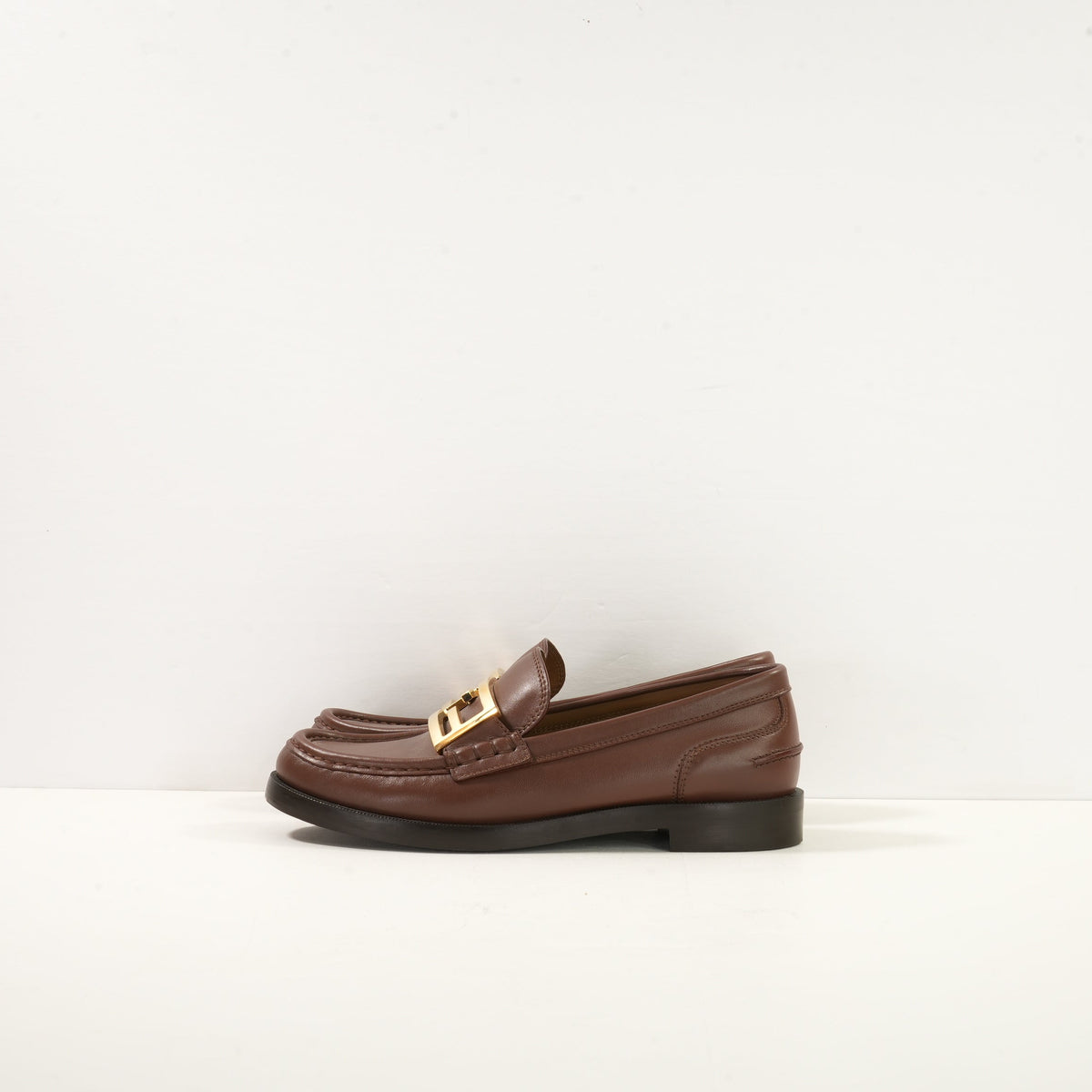 Fendi Baguette Loafers in Brown Leather  (38 1/2)