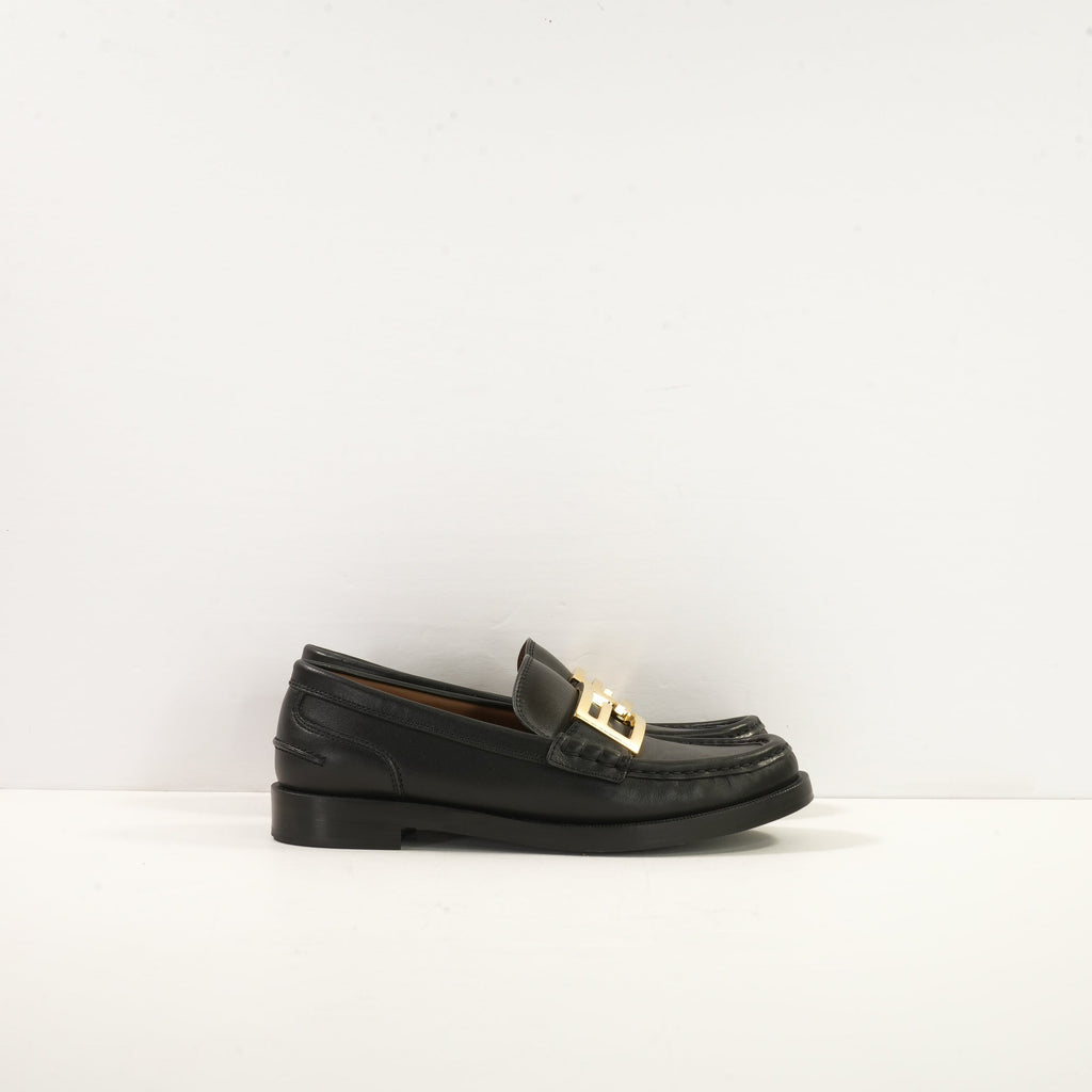 Fendi Baguette Loafer in Black Leather (38 1/2)