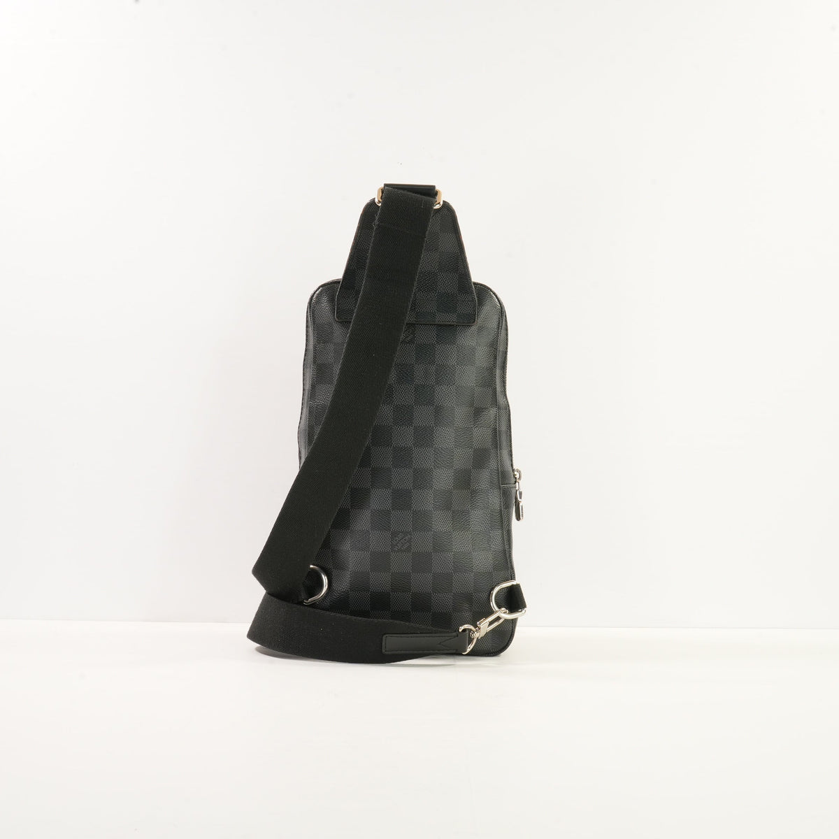 Louis Vuitton Avenue Sling Bag in Black