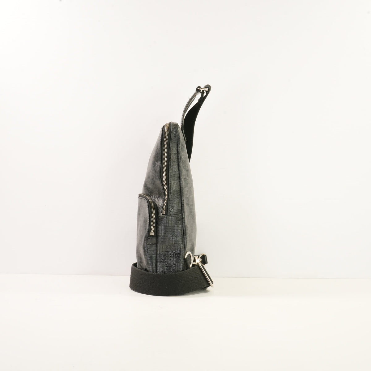 Louis Vuitton Avenue Sling Bag in Black