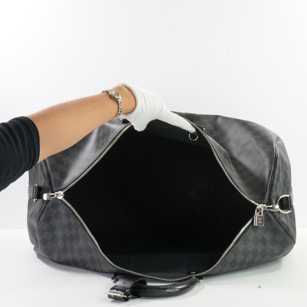 Louis Vuitton Keepall Bandouliere 55 in Black Damier Ebene