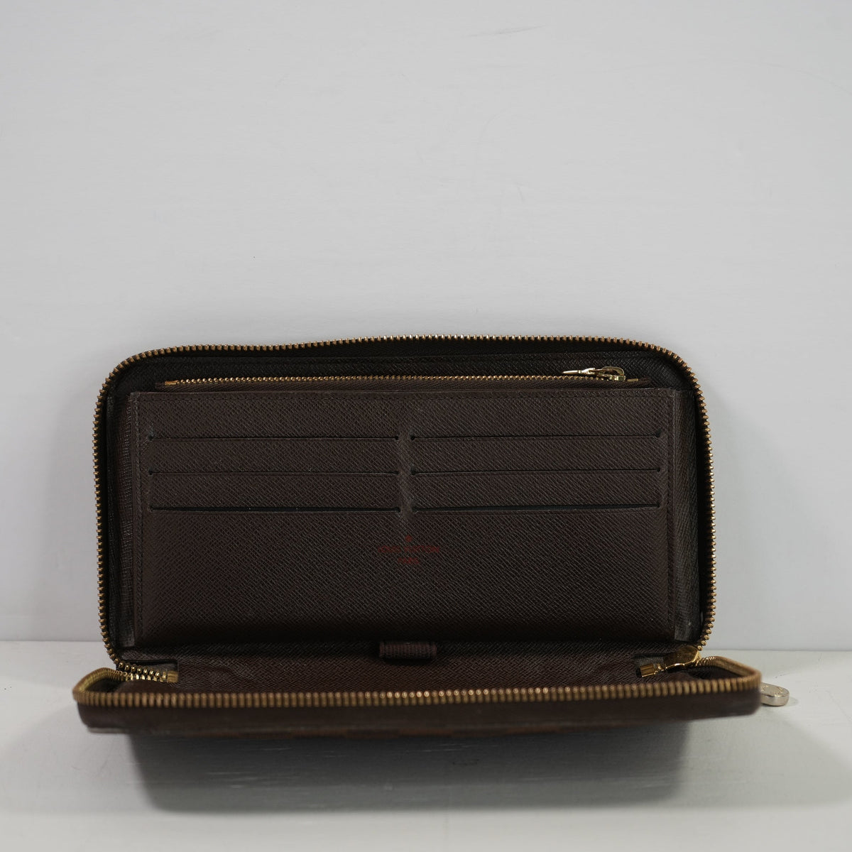 Louis Vuitton Damier Zippy Wallet