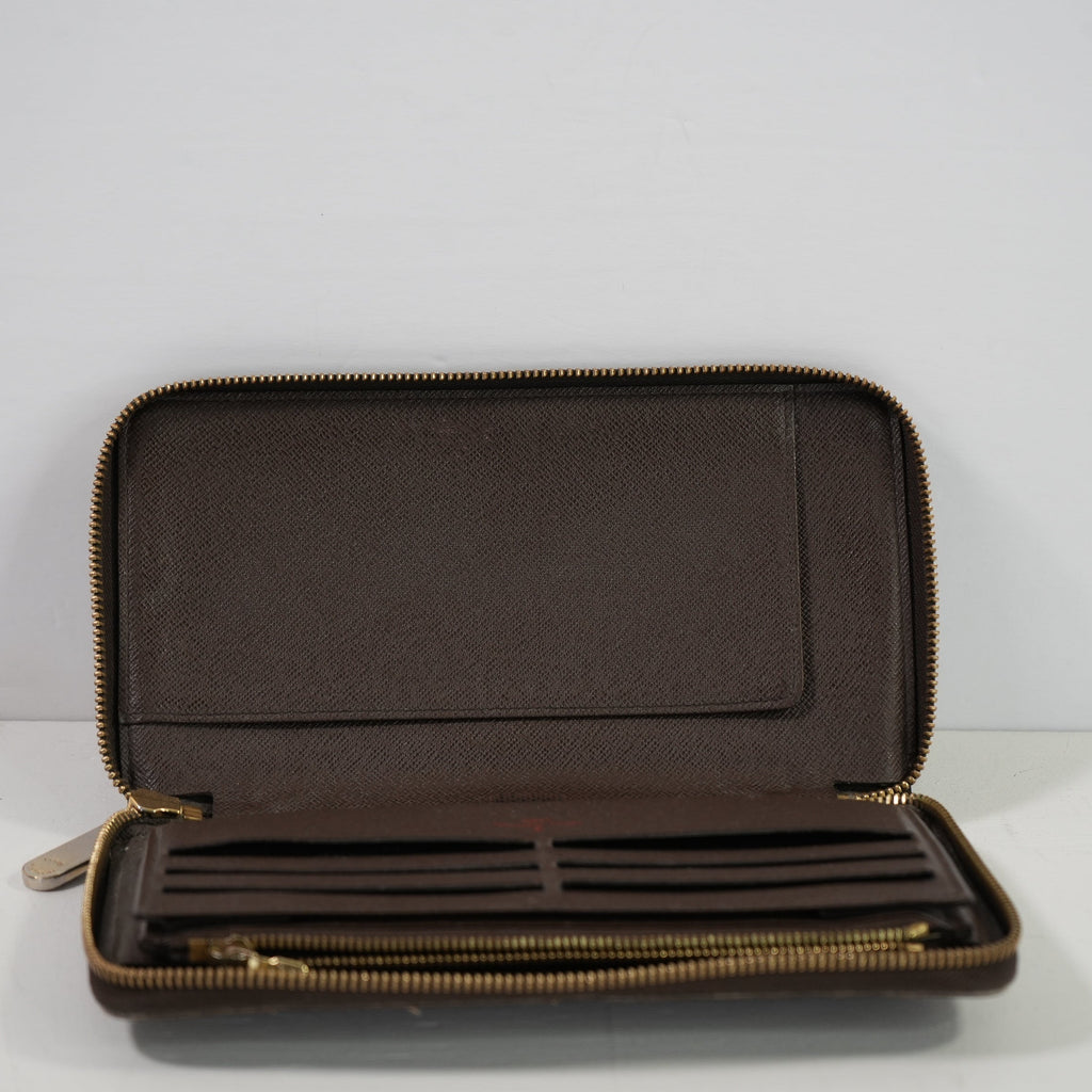 Louis Vuitton Damier Zippy Wallet
