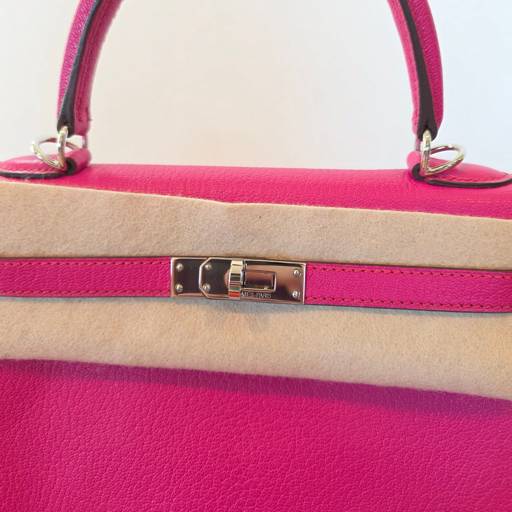 Hermes Kelly 25 Rose Shocking Chevre 2008 (L) Full Set