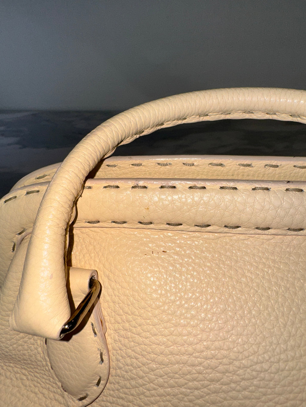 Japan Exclusive: Fendi Selleria leather shoulder bag small