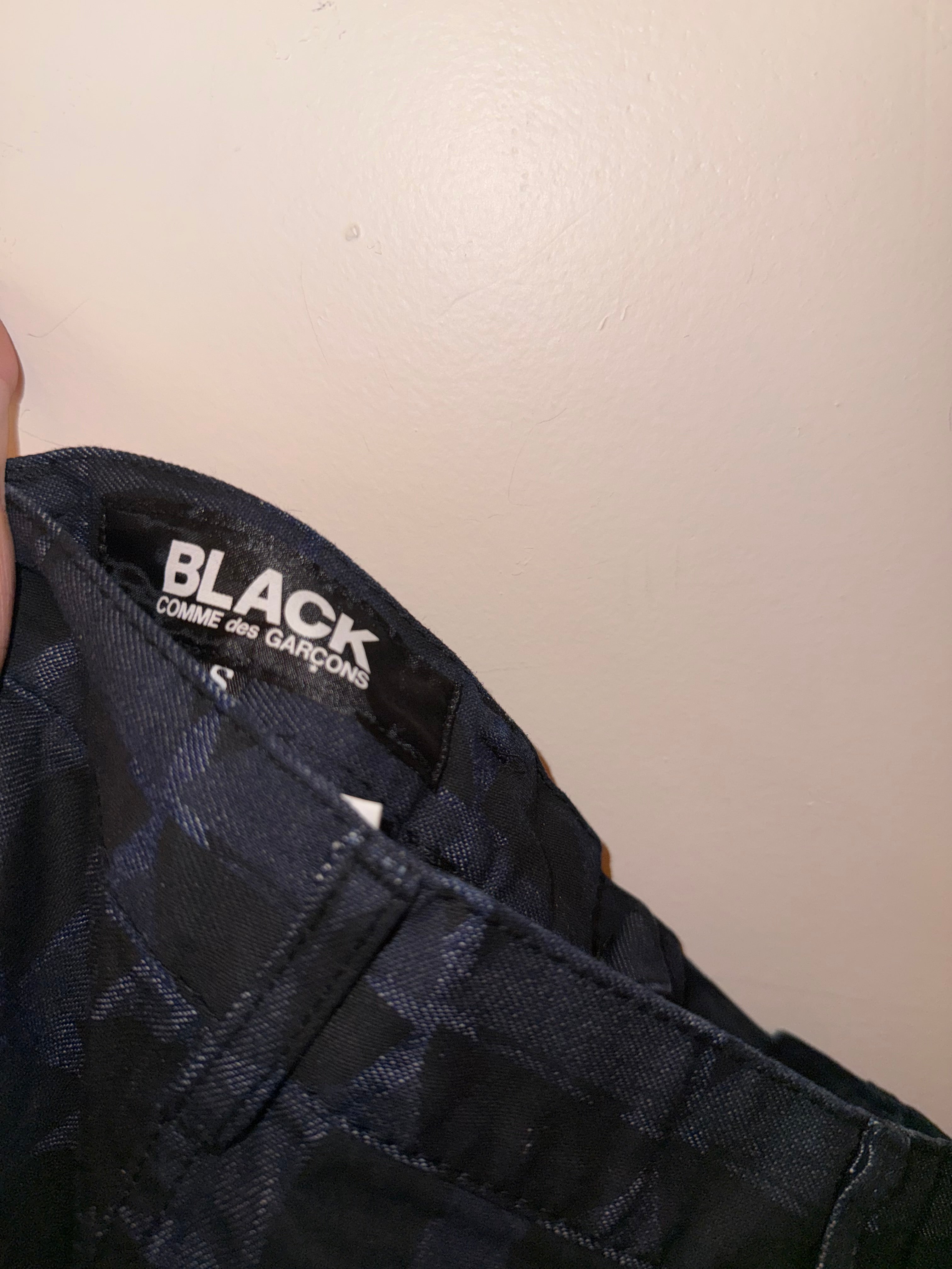 Comme Des Garçons blue printed shorts