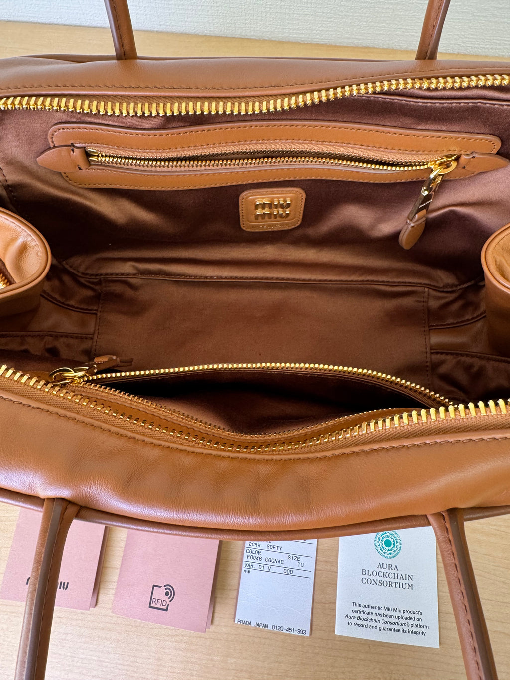 Japan Exclusive: Miu Miu Bow Bag 5BB117