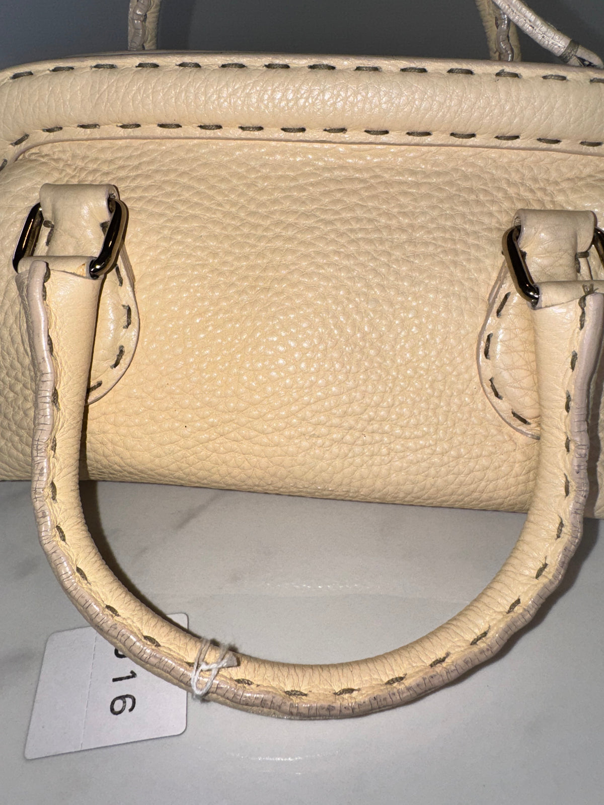 Japan Exclusive: Fendi Selleria leather shoulder bag small