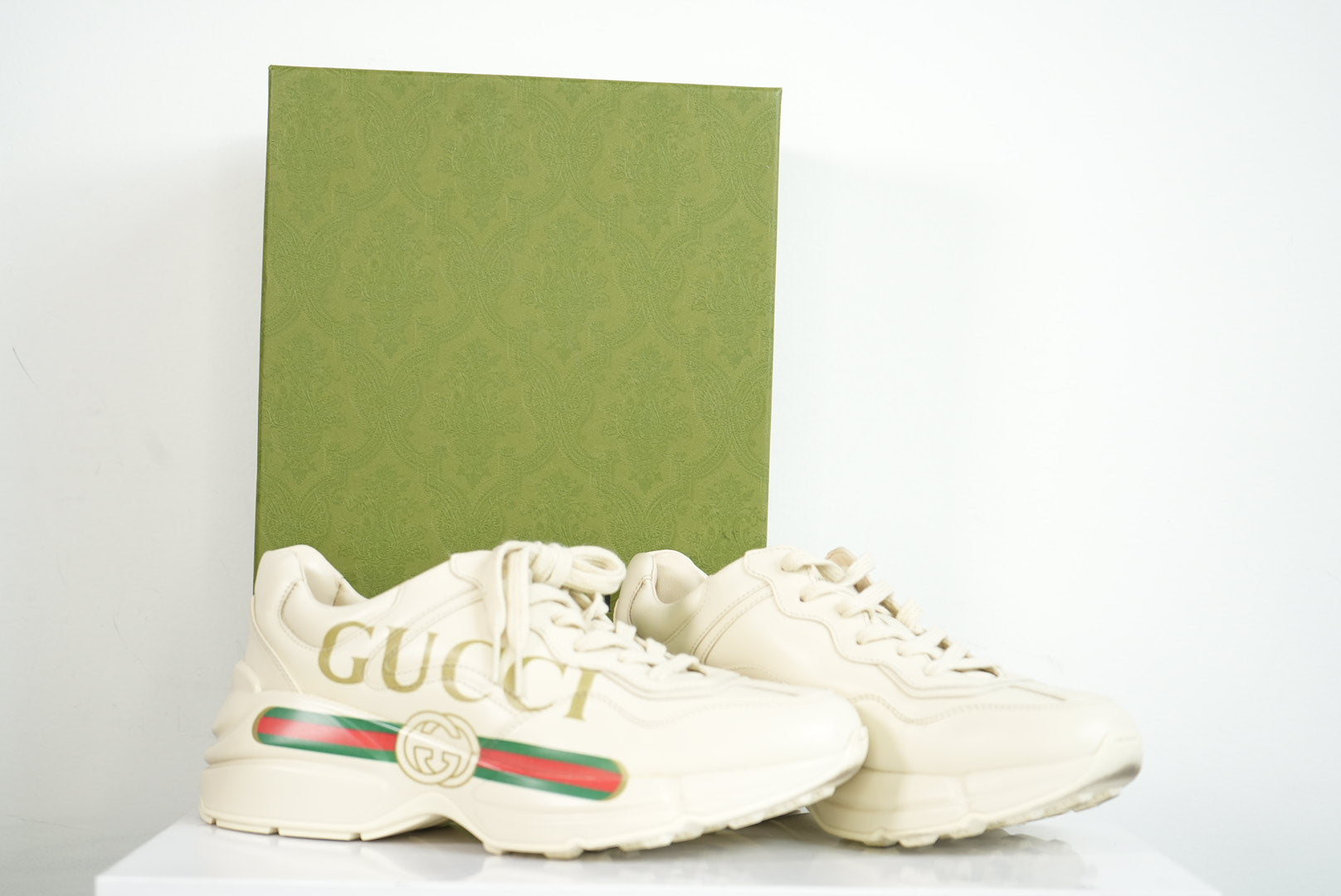 Gucci Rhyton Sneakers Size 37 With Box