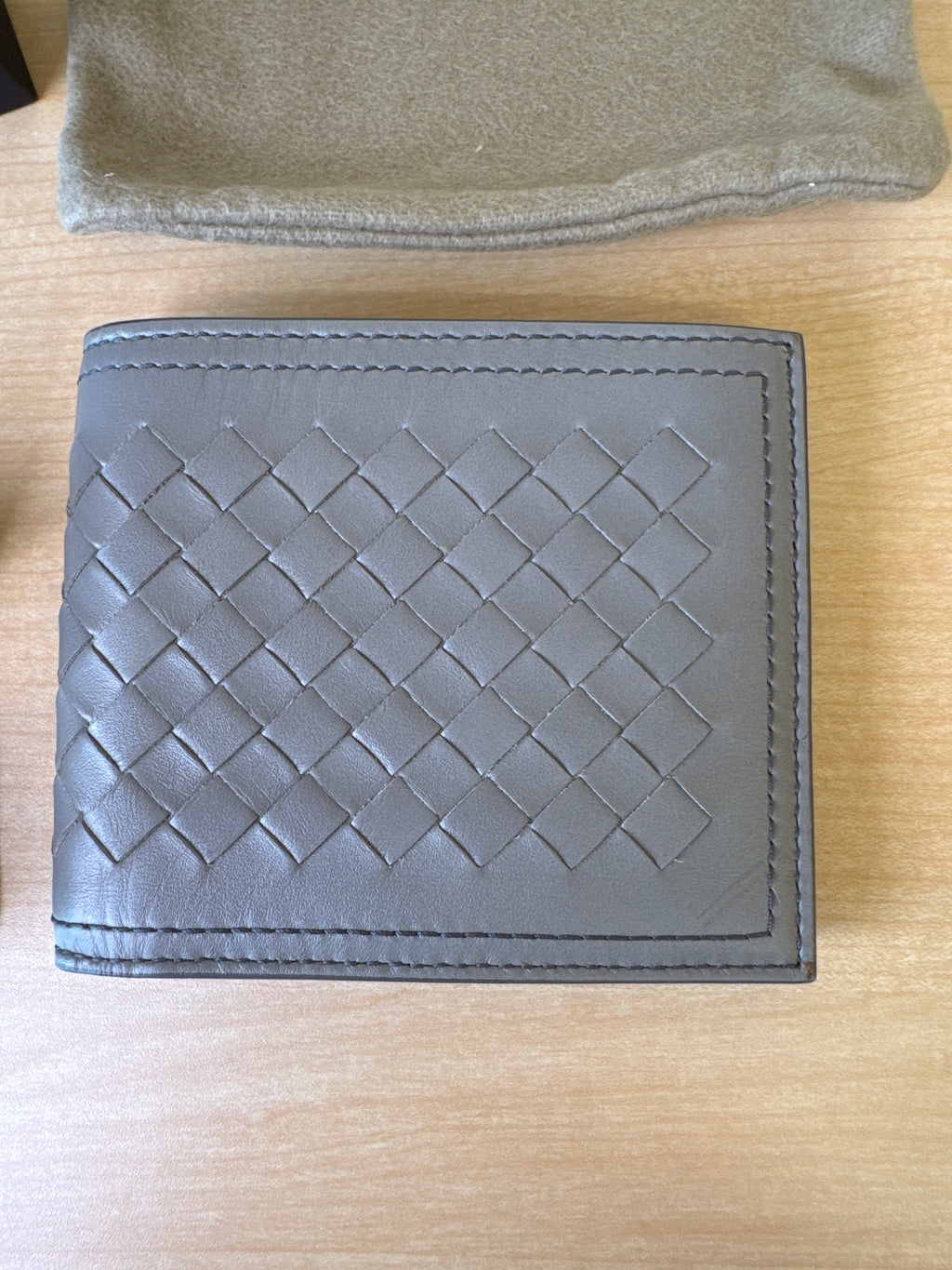 Japan Exclusive: Bottega Veneta Wallet